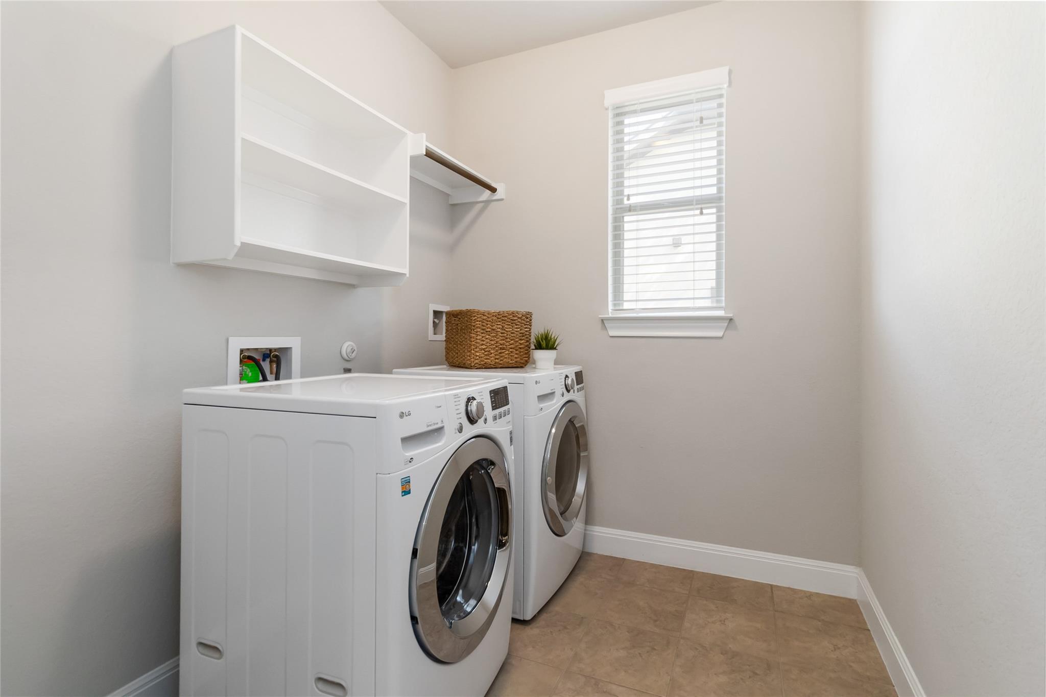 15804 Cinca Terra Dr, Austin, TX 78738