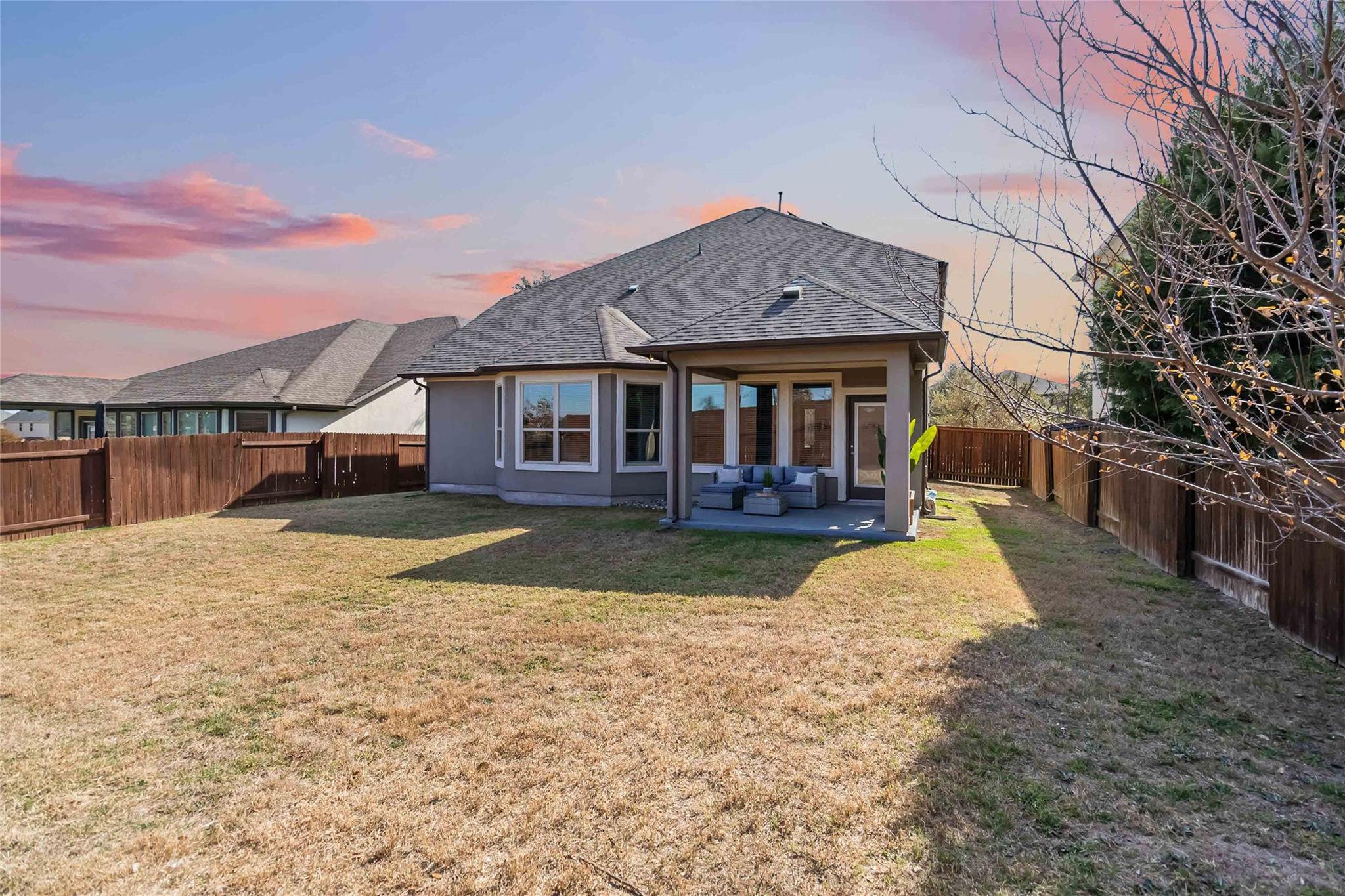 15804 Cinca Terra Dr, Austin, TX 78738