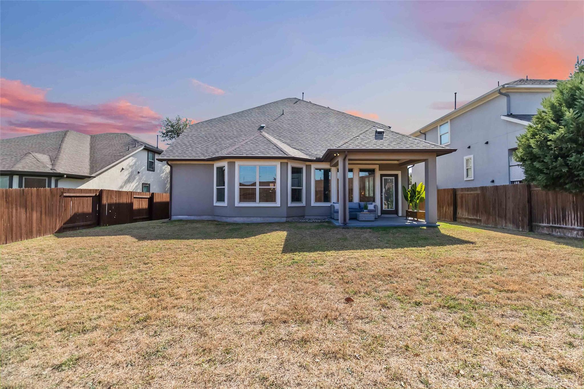 15804 Cinca Terra Dr, Austin, TX 78738