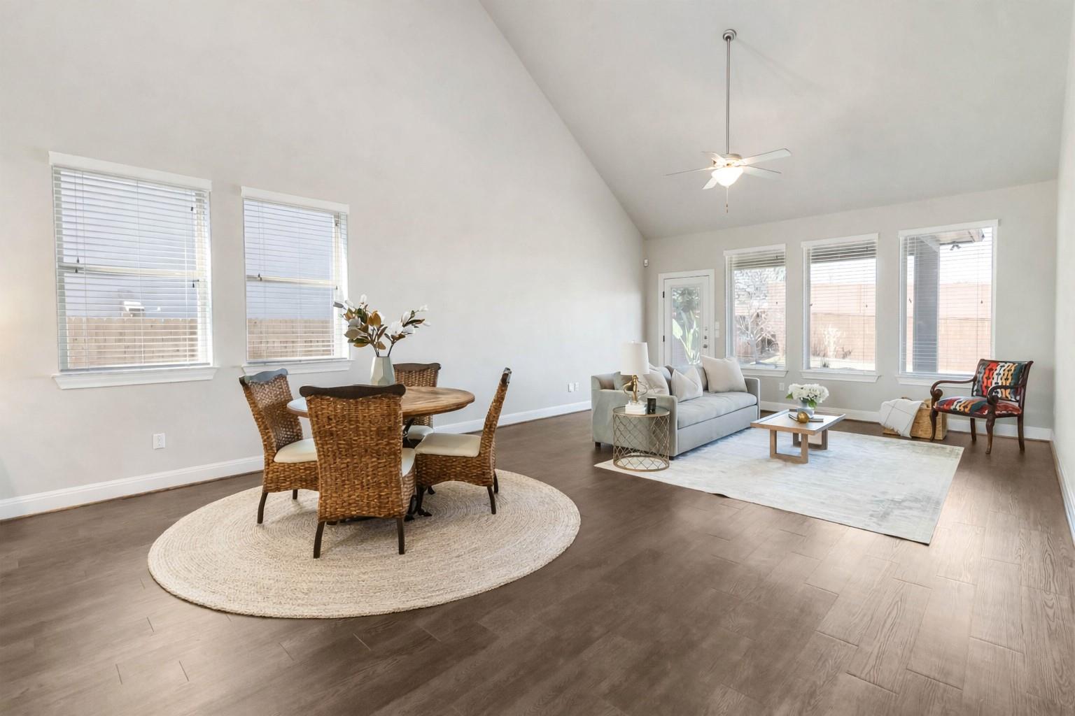 15804 Cinca Terra Dr, Austin, TX 78738