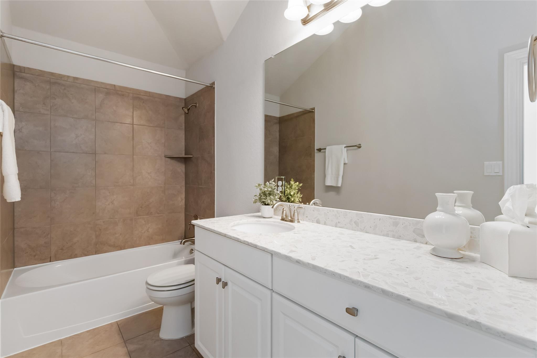 15804 Cinca Terra Dr, Austin, TX 78738