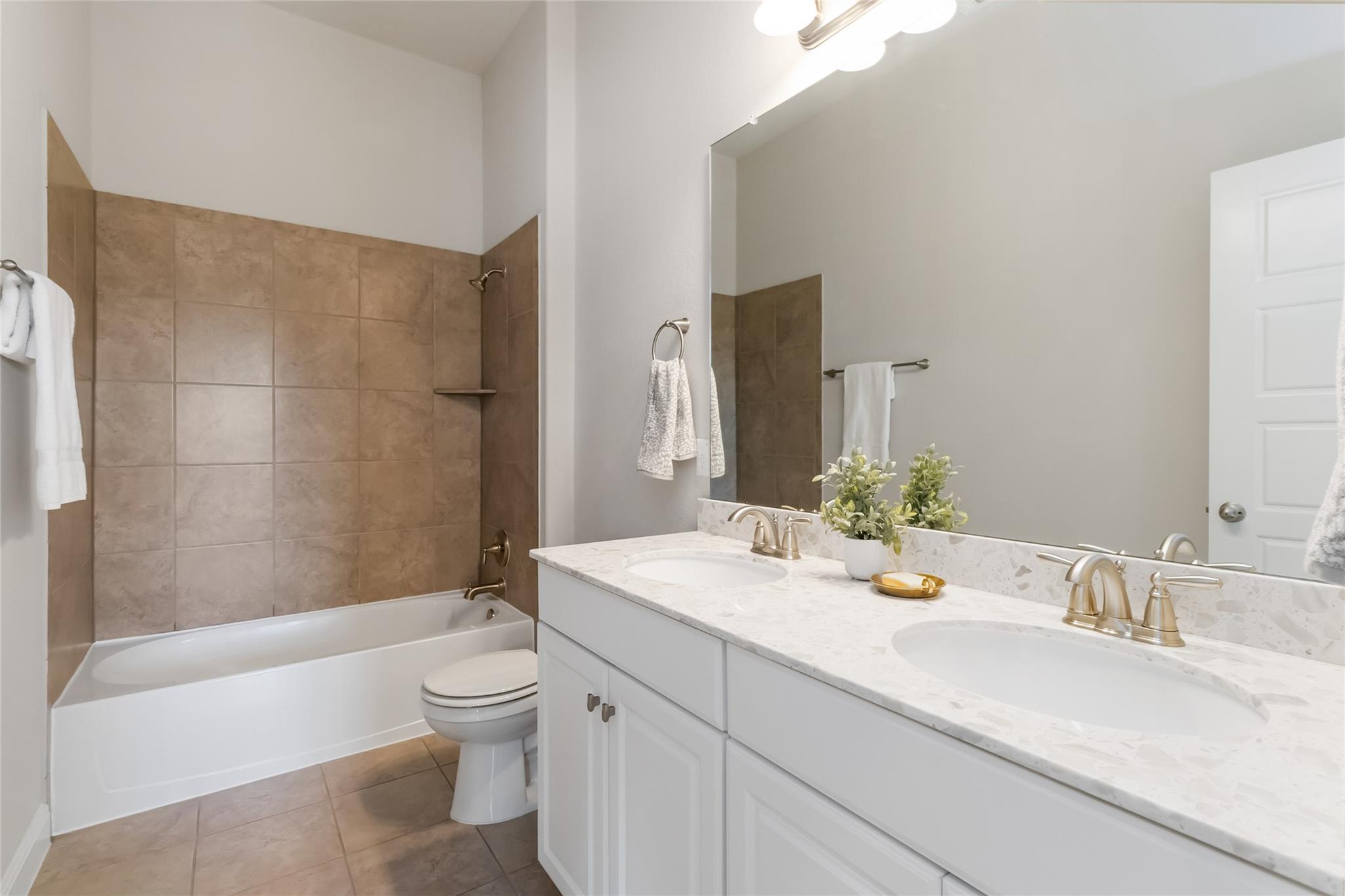 15804 Cinca Terra Dr, Austin, TX 78738