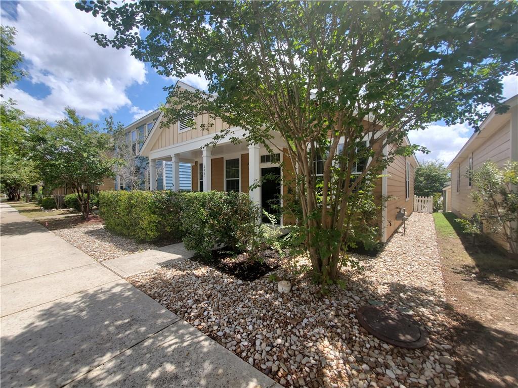 435 Mcgarity St, Kyle, TX 78640