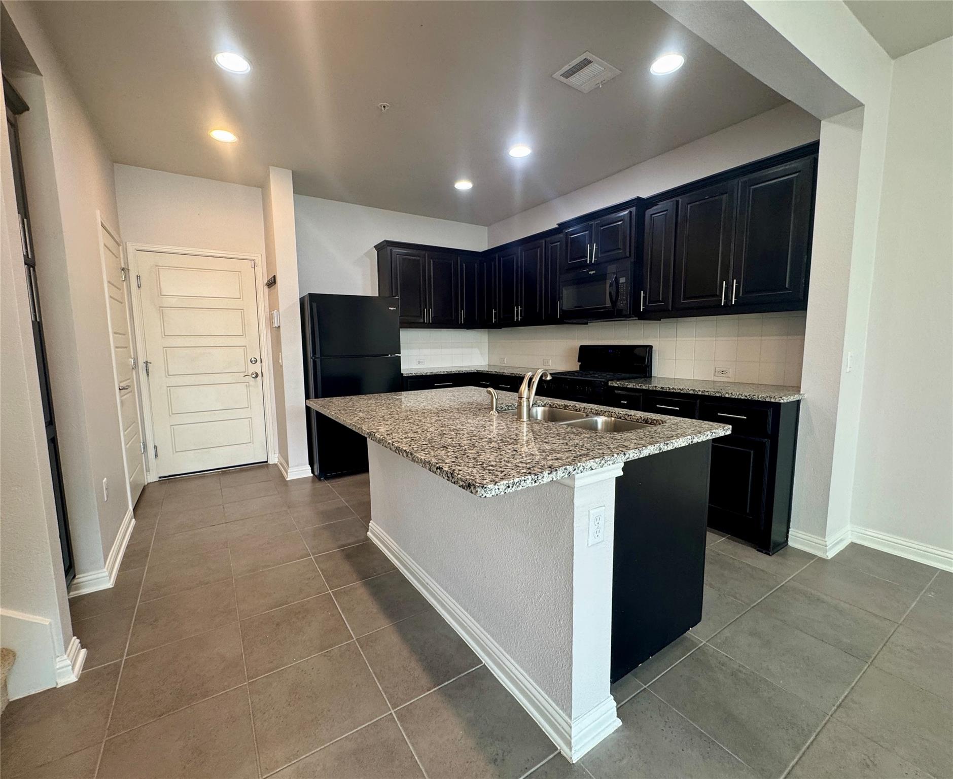 6814 E Riverside Dr # 25, Austin, TX 78741