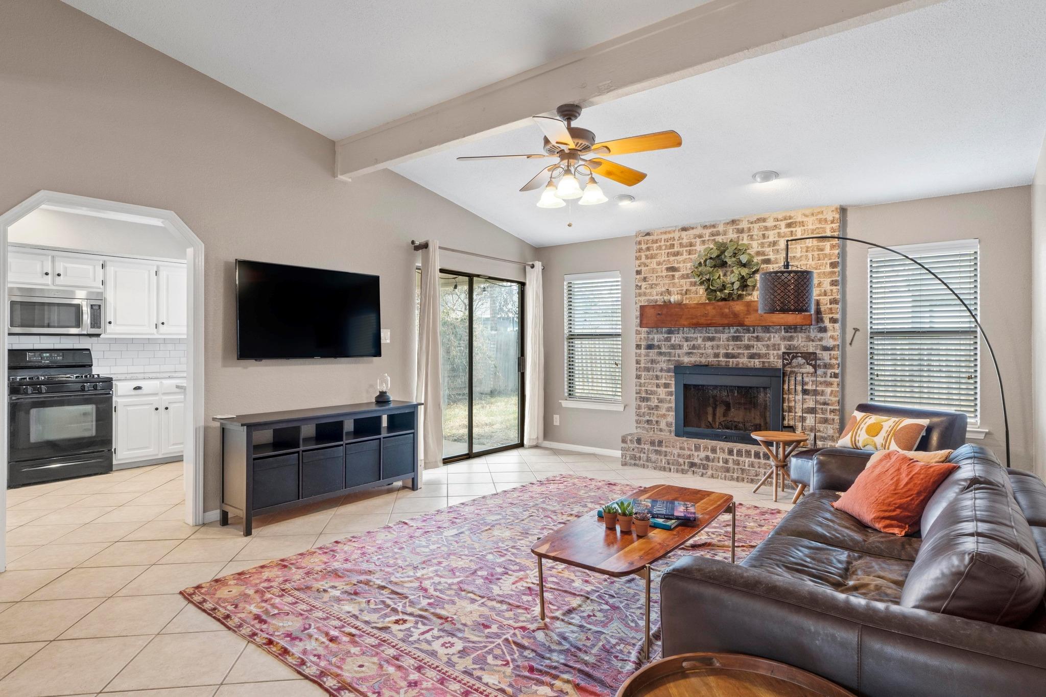 1720 Zimmerman Ln, Round Rock, TX 78681