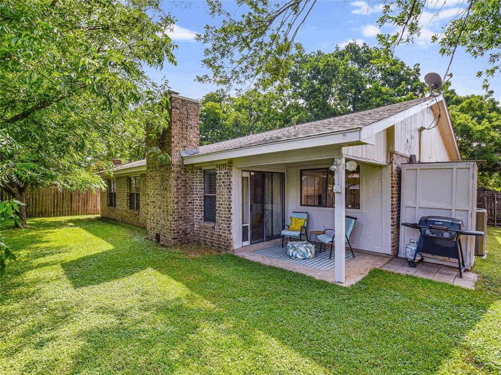 1720 Zimmerman Ln, Round Rock, TX 78681