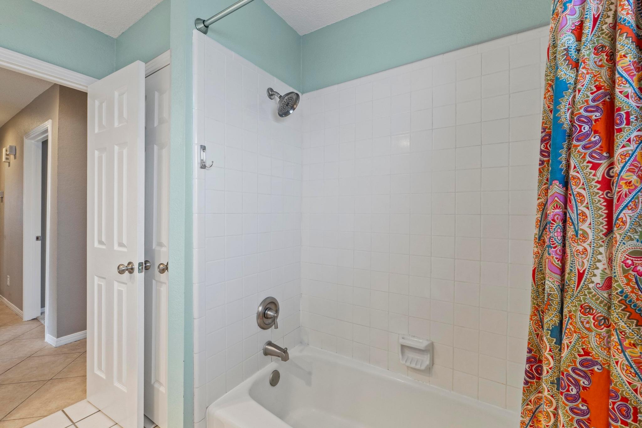 1720 Zimmerman Ln, Round Rock, TX 78681