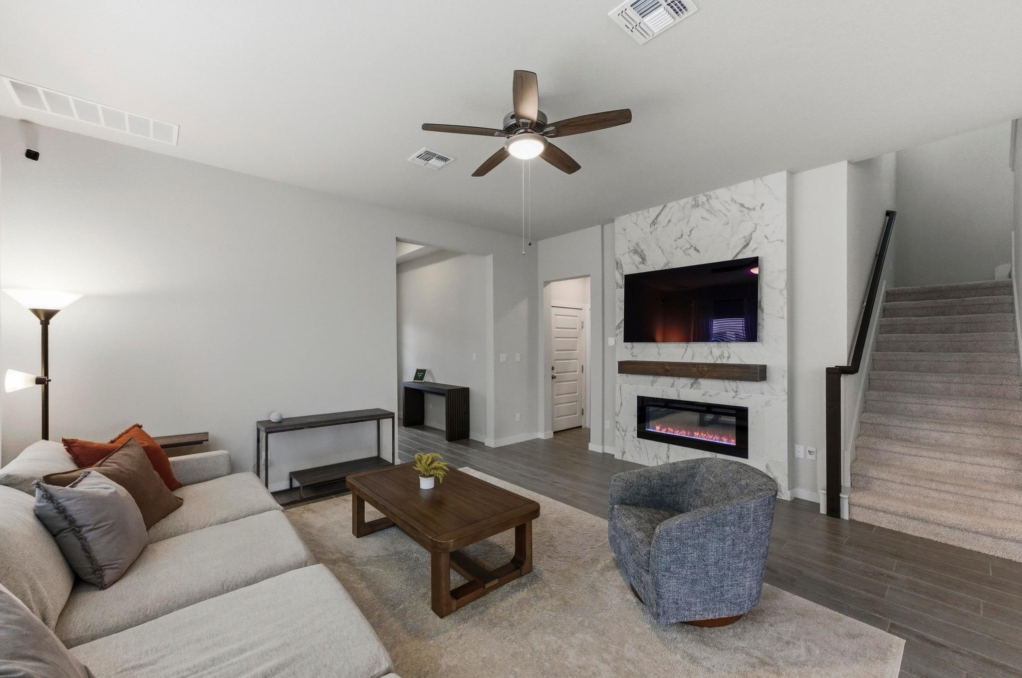 1209 Bluewood Bnd, Leander, TX 78641