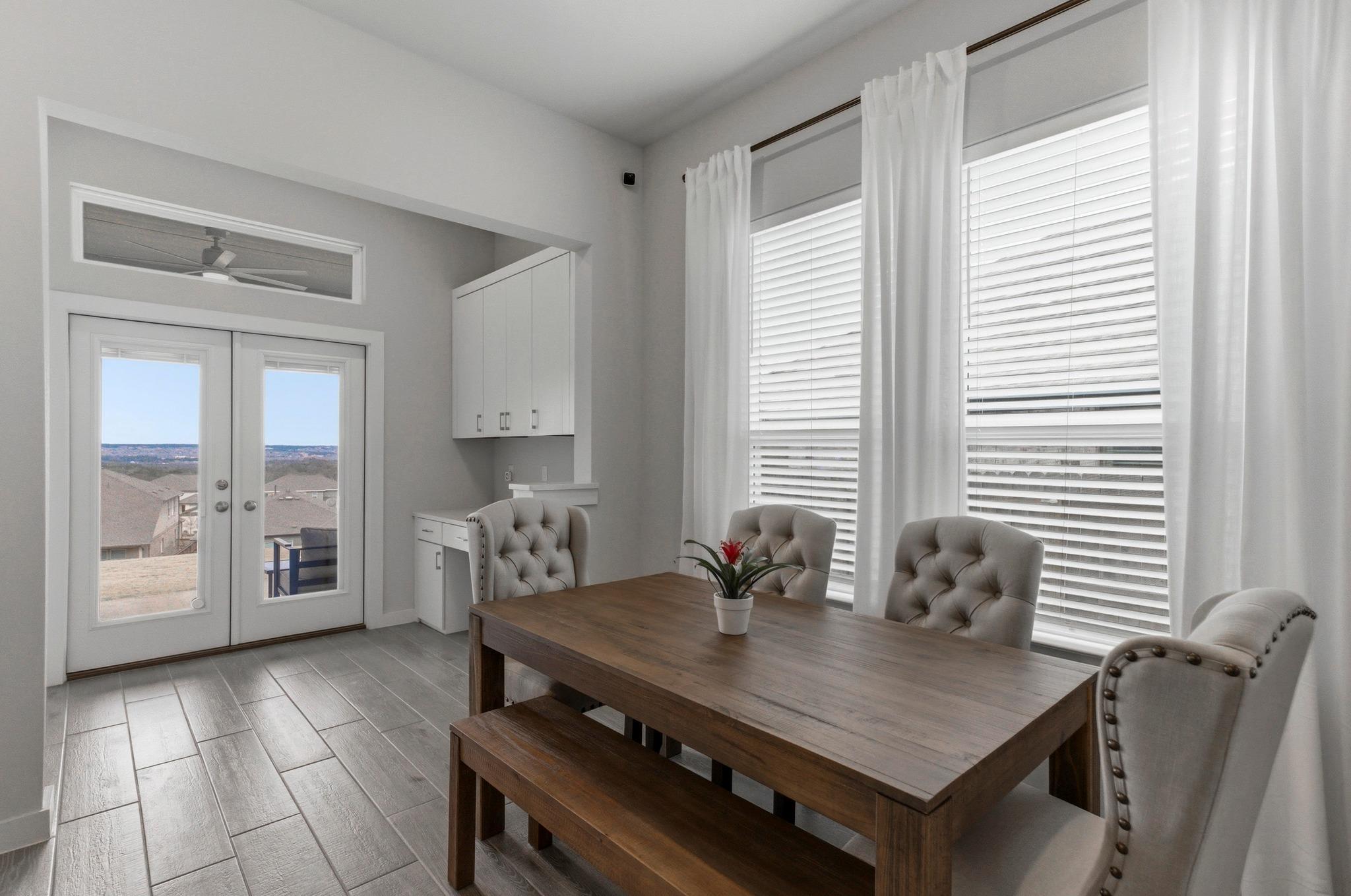 1209 Bluewood Bnd, Leander, TX 78641