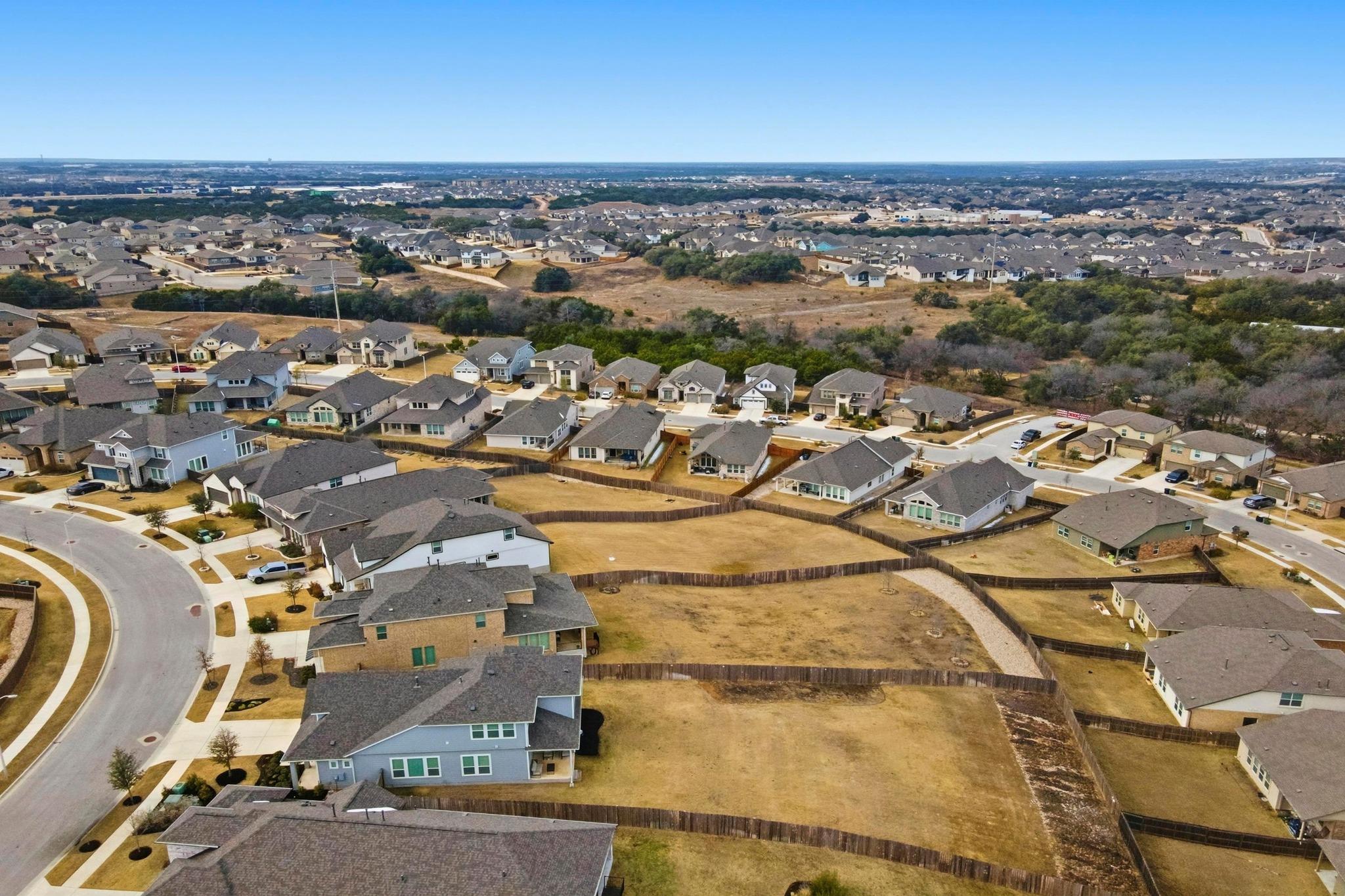 1209 Bluewood Bnd, Leander, TX 78641