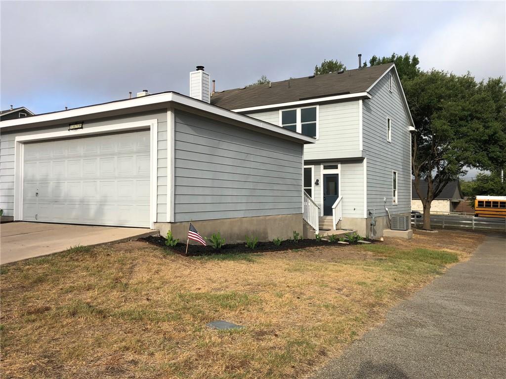 165 Michaelis # B, Kyle, TX 78640