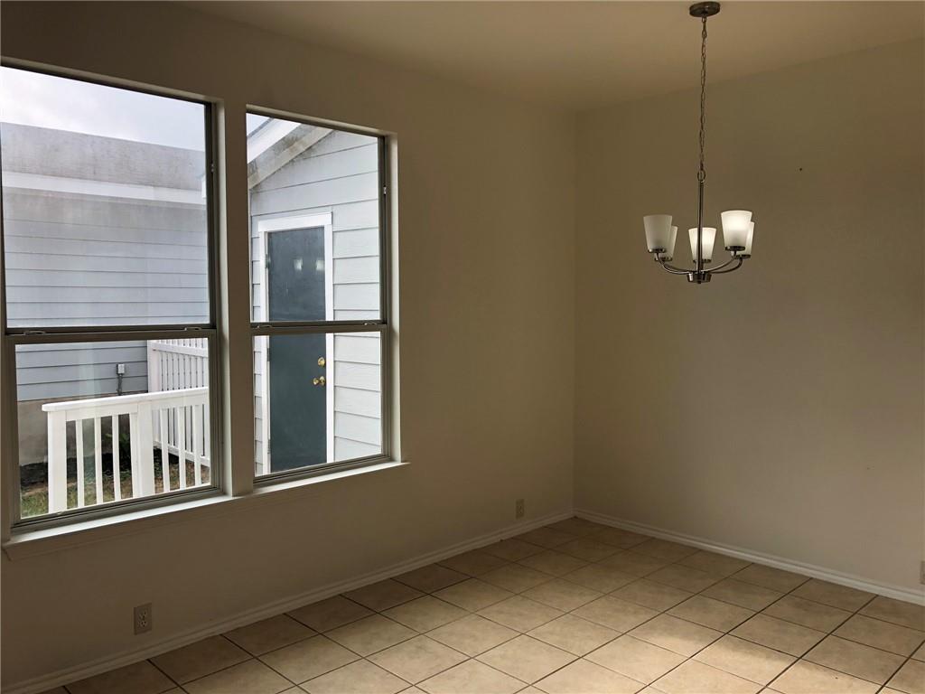 165 Michaelis # B, Kyle, TX 78640