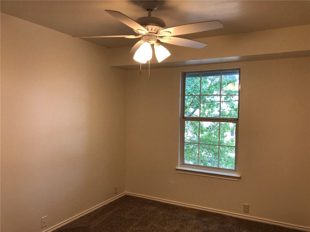 165 Michaelis # B, Kyle, TX 78640