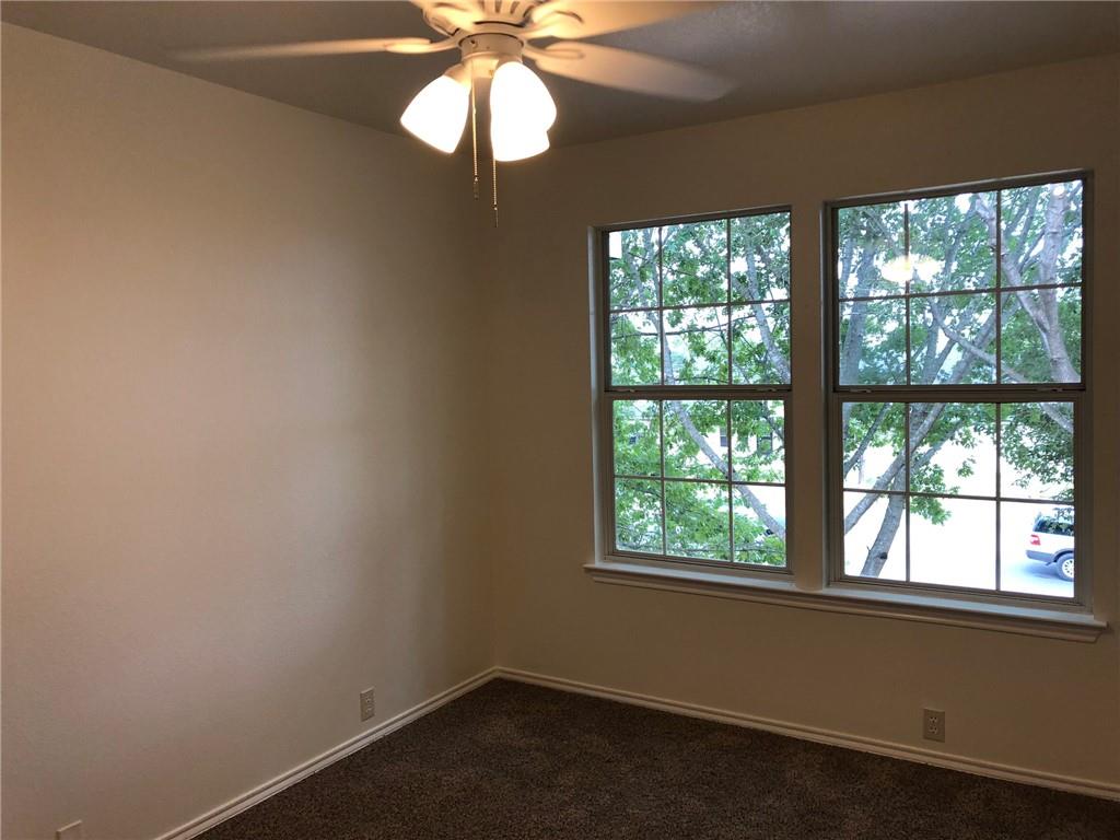 165 Michaelis # B, Kyle, TX 78640