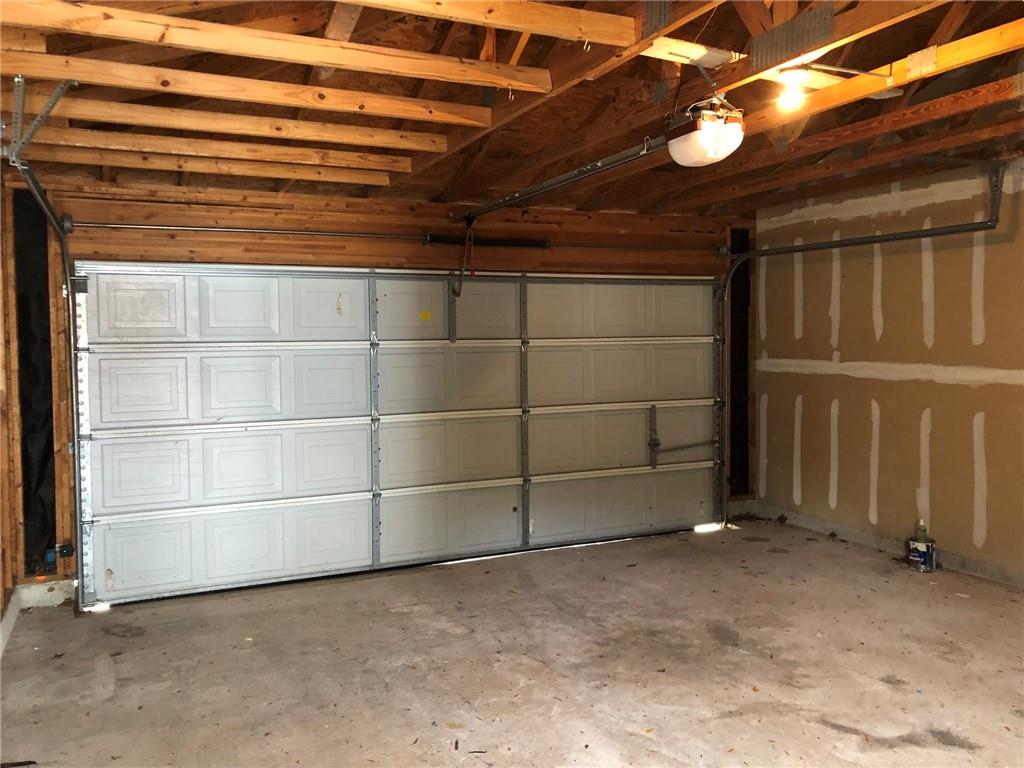 165 Michaelis # B, Kyle, TX 78640