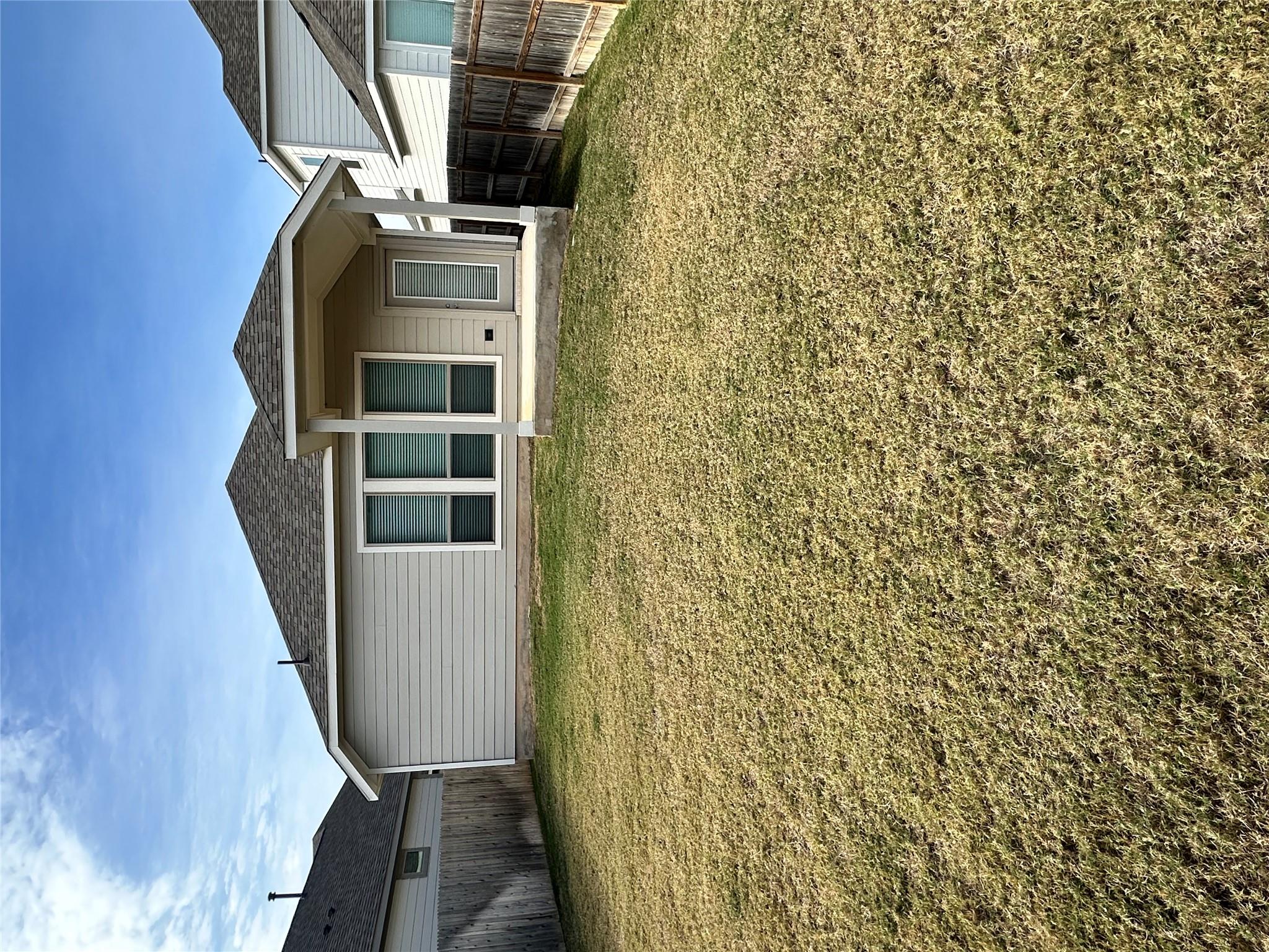 421 Mira Mesa Dr, Liberty Hill, TX 78642