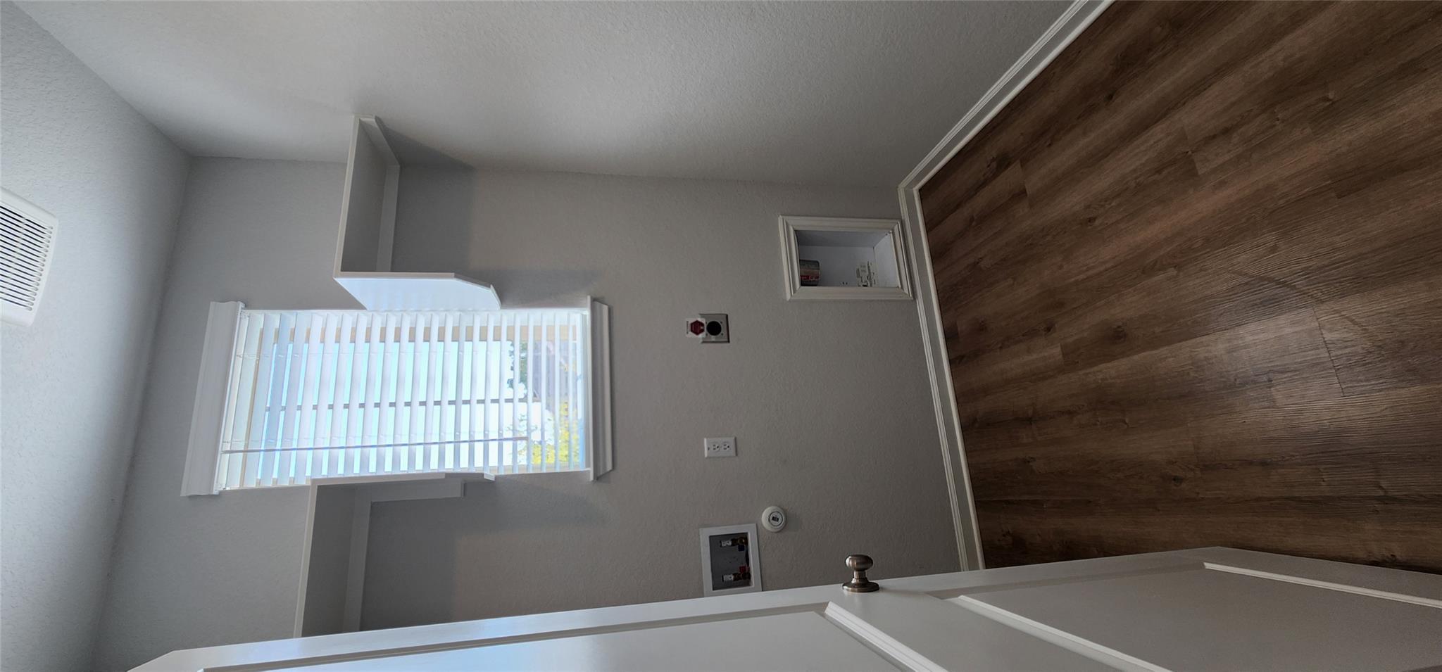 421 Mira Mesa Dr, Liberty Hill, TX 78642