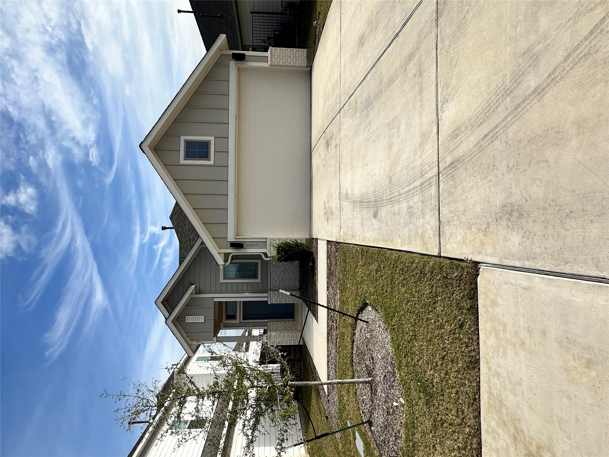 421 Mira Mesa Dr, Liberty Hill, TX 78642