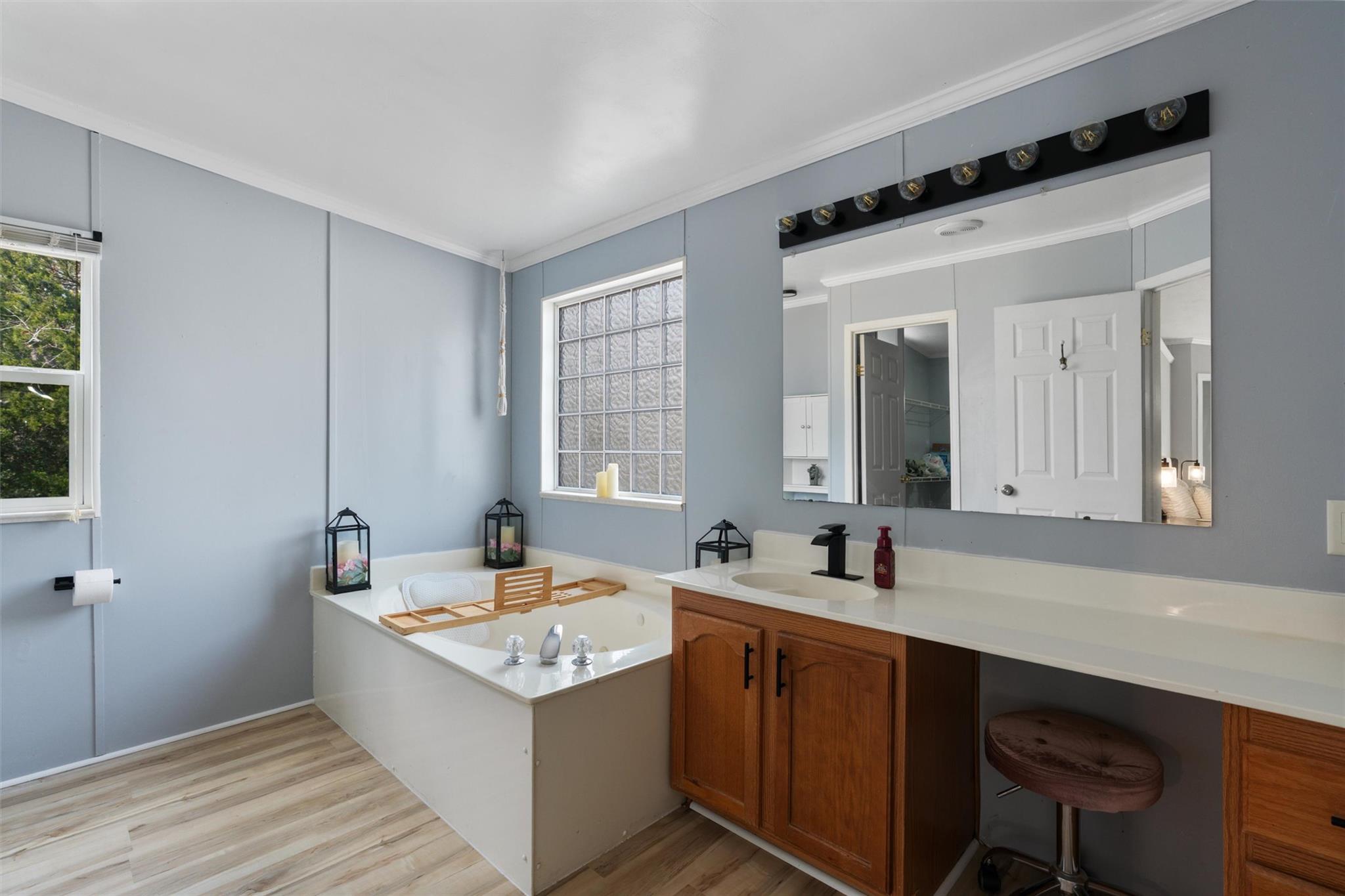 243 Texas Oak Dr, Cedar Creek, TX 78612