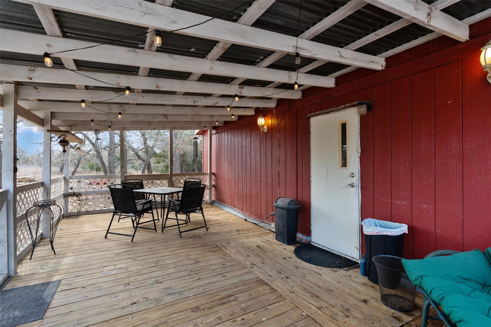 243 Texas Oak Dr, Cedar Creek, TX 78612