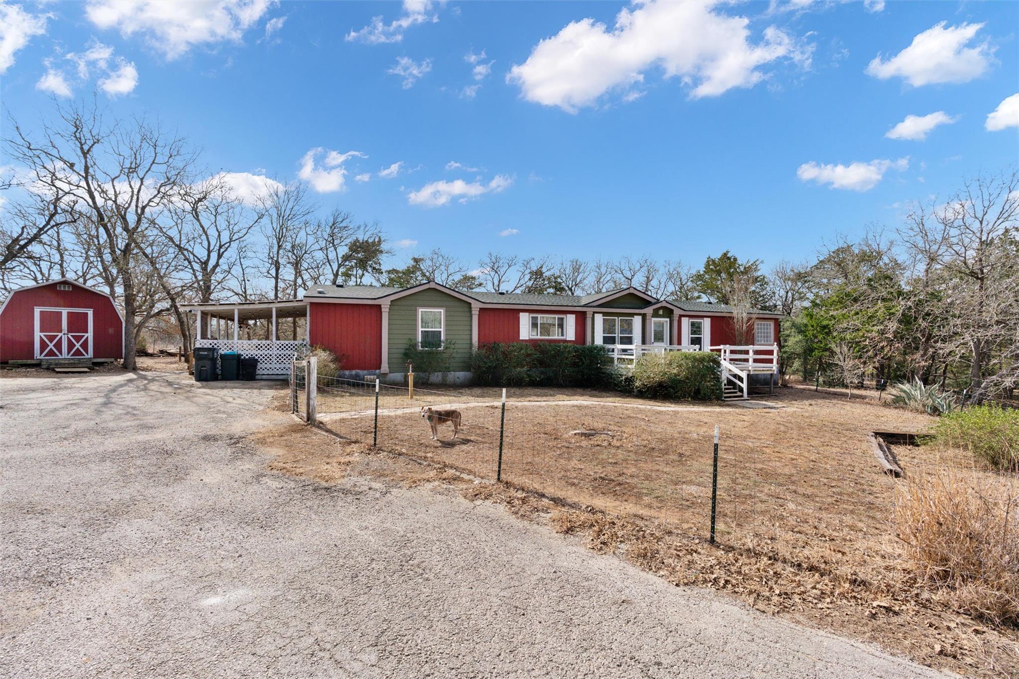 243 Texas Oak Dr, Cedar Creek, TX 78612