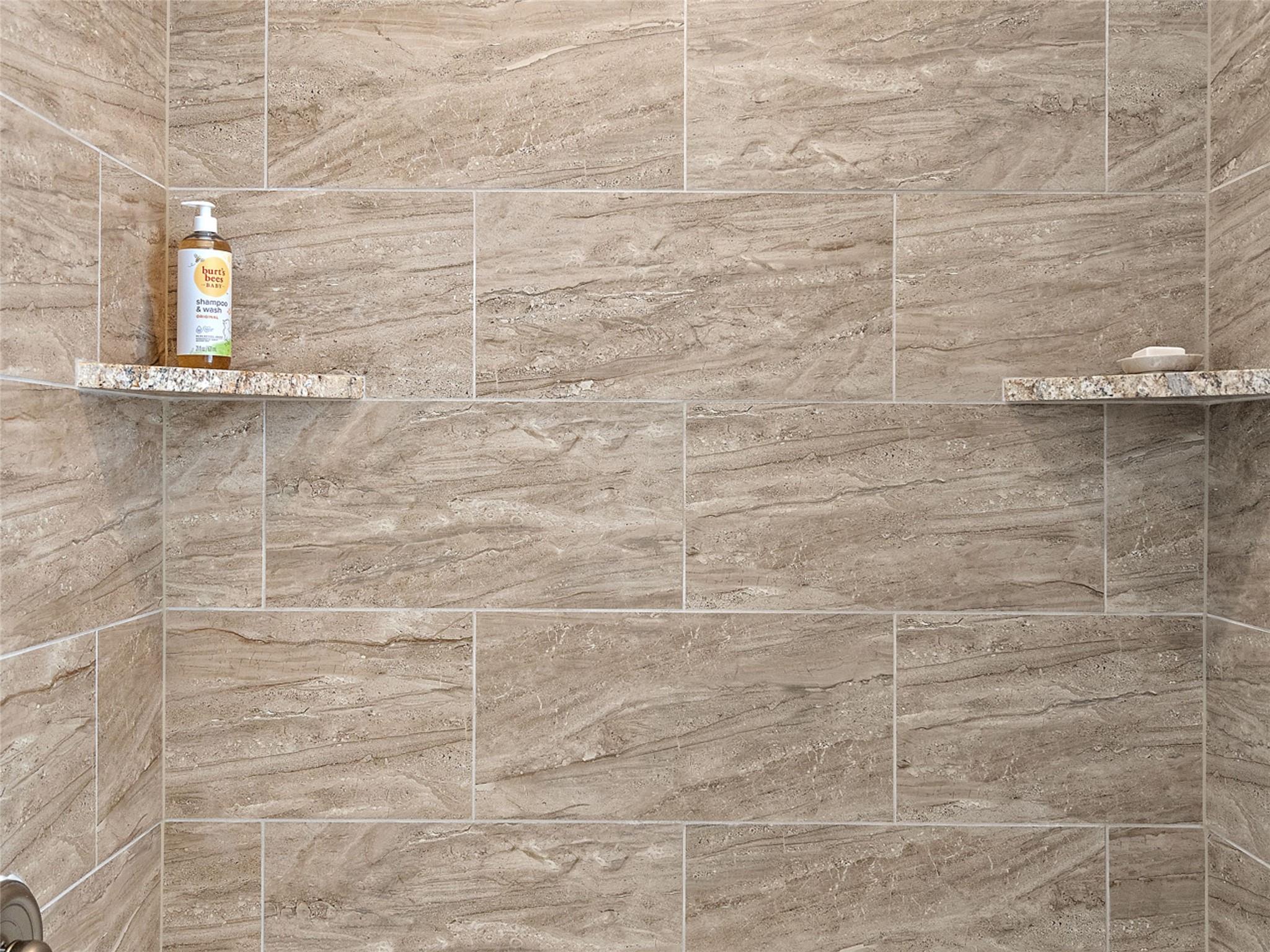 1000 The Cape Rd # 36, Horseshoe Bay, TX 78657