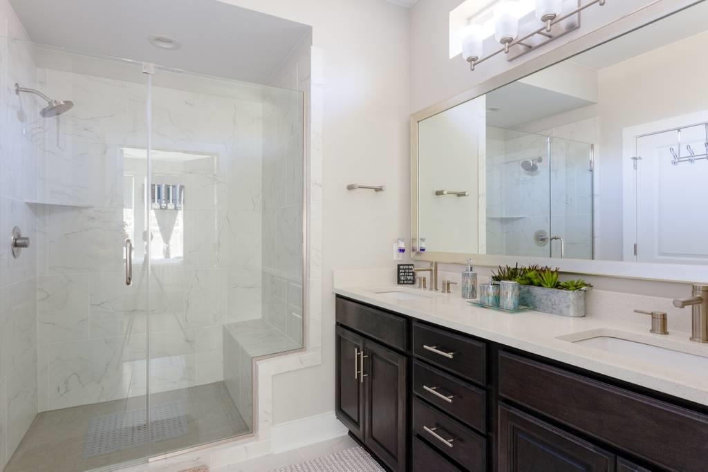 807 E 16th St # A, Austin, TX 78702