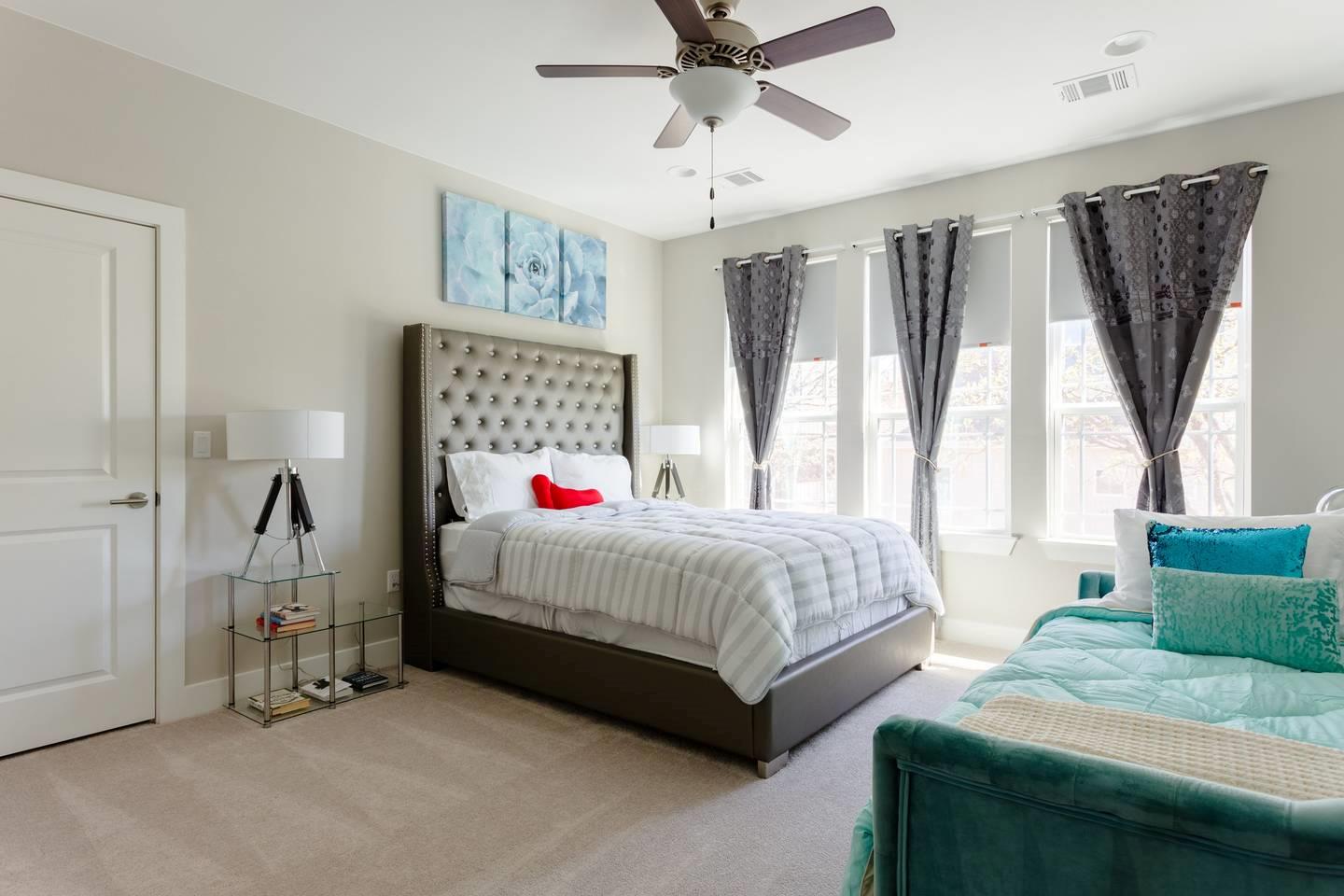 807 E 16th St # A, Austin, TX 78702