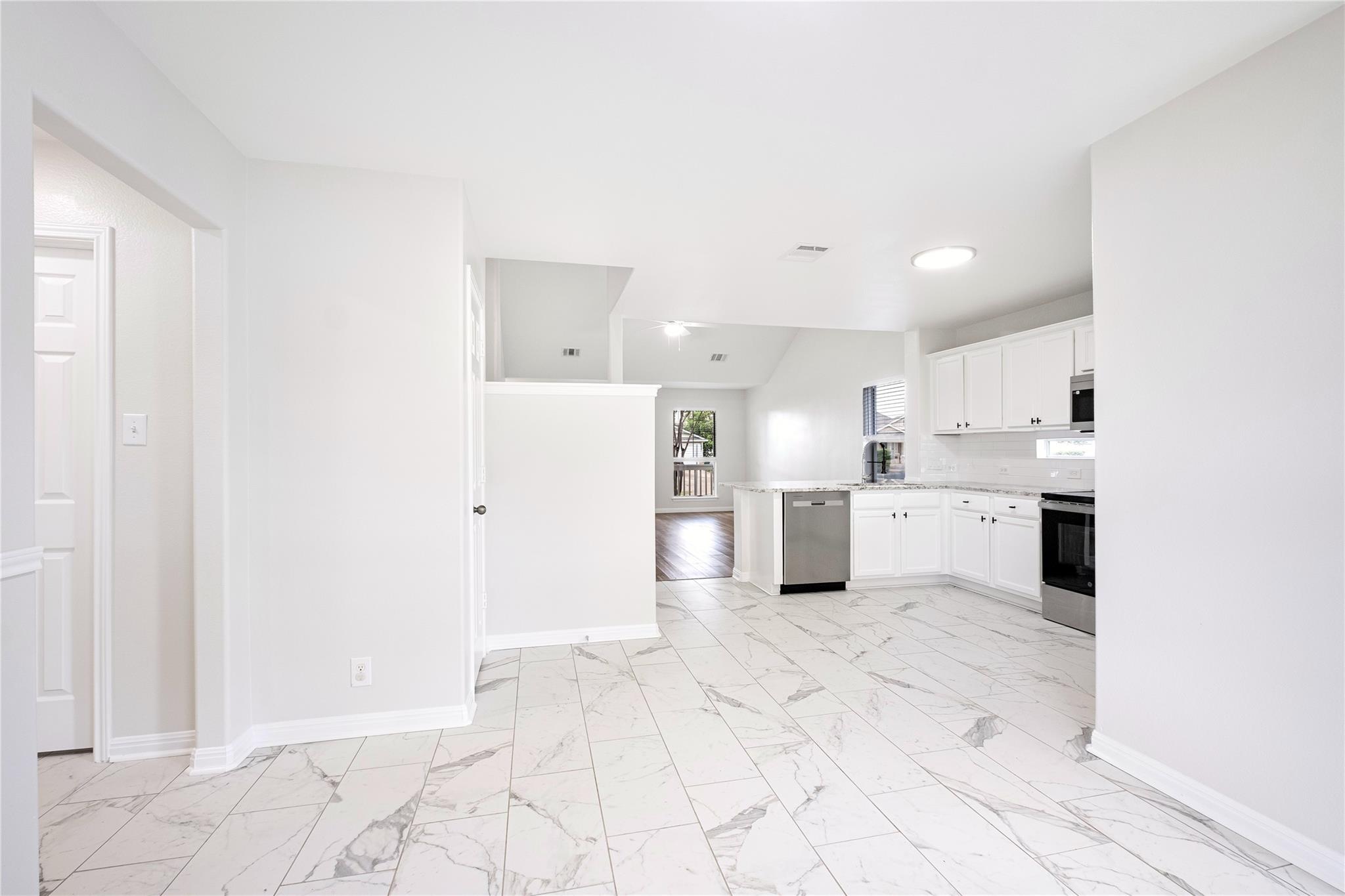 1400 Portchester Castle Path, Pflugerville, TX 78660