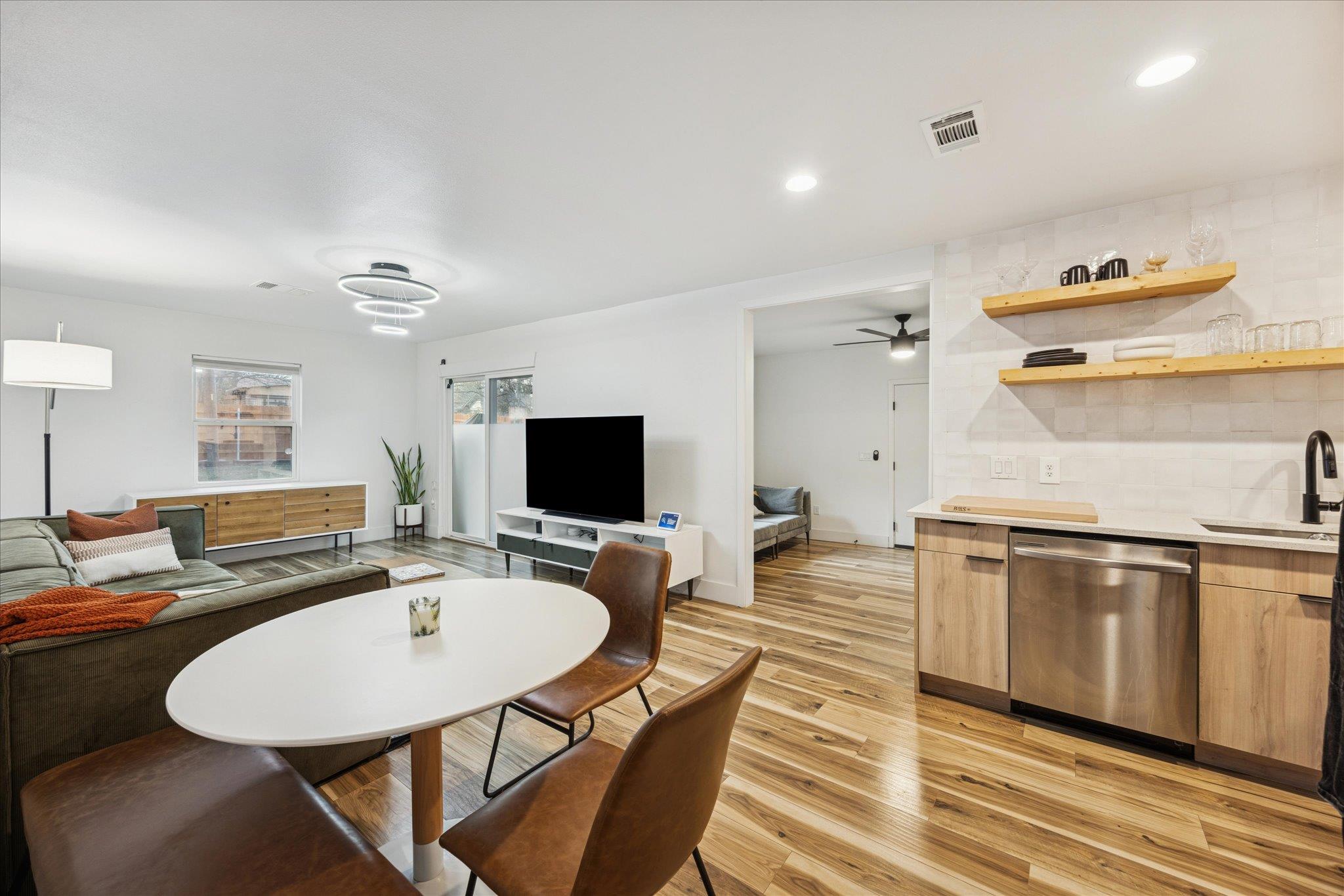 8708 Brookfield Dr, Austin, TX 78758