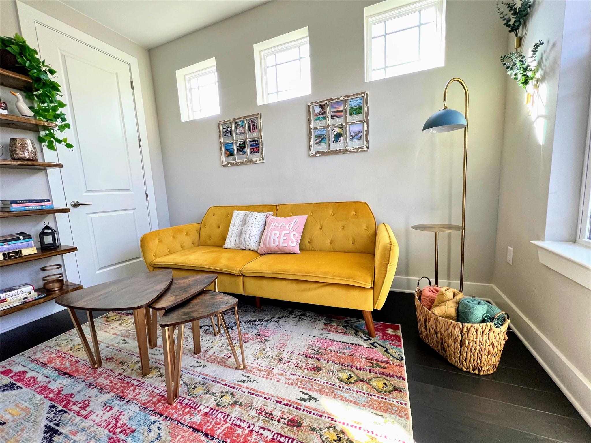 807 E 16th St # B, Austin, TX 78702