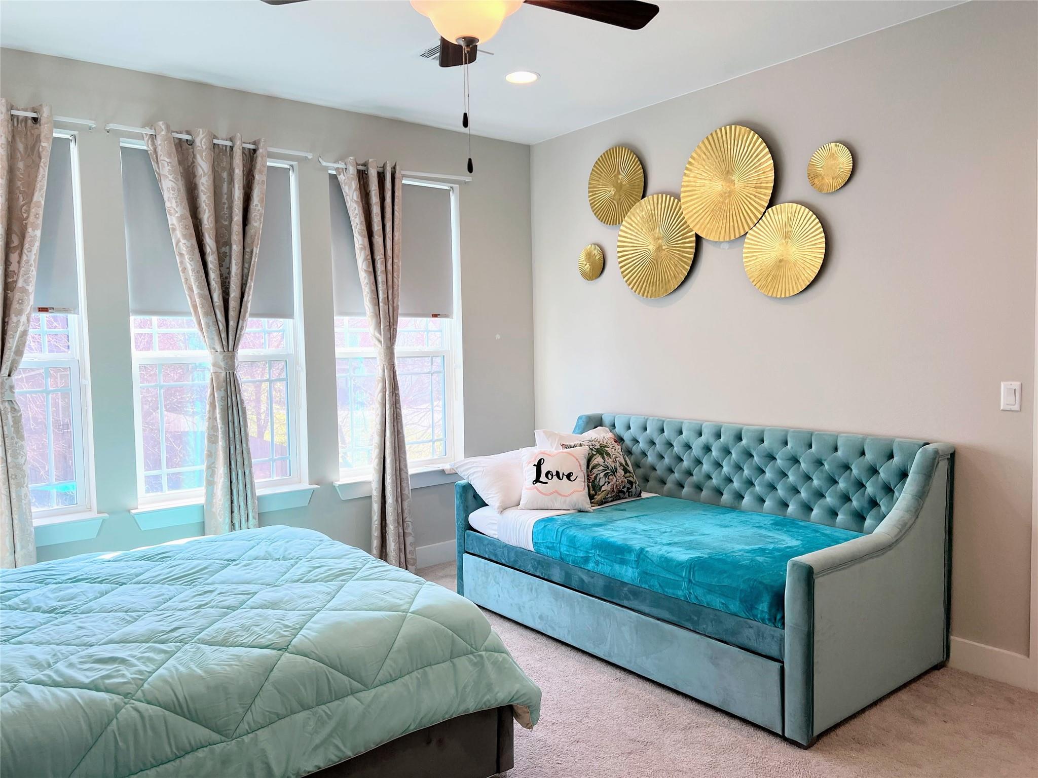 807 E 16th St # B, Austin, TX 78702