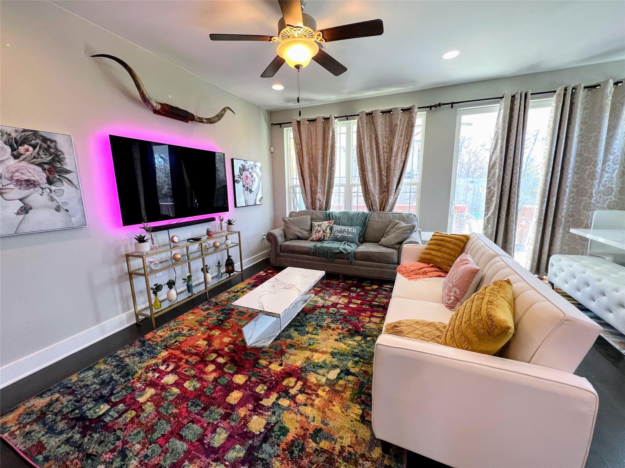 807 E 16th St # B, Austin, TX 78702