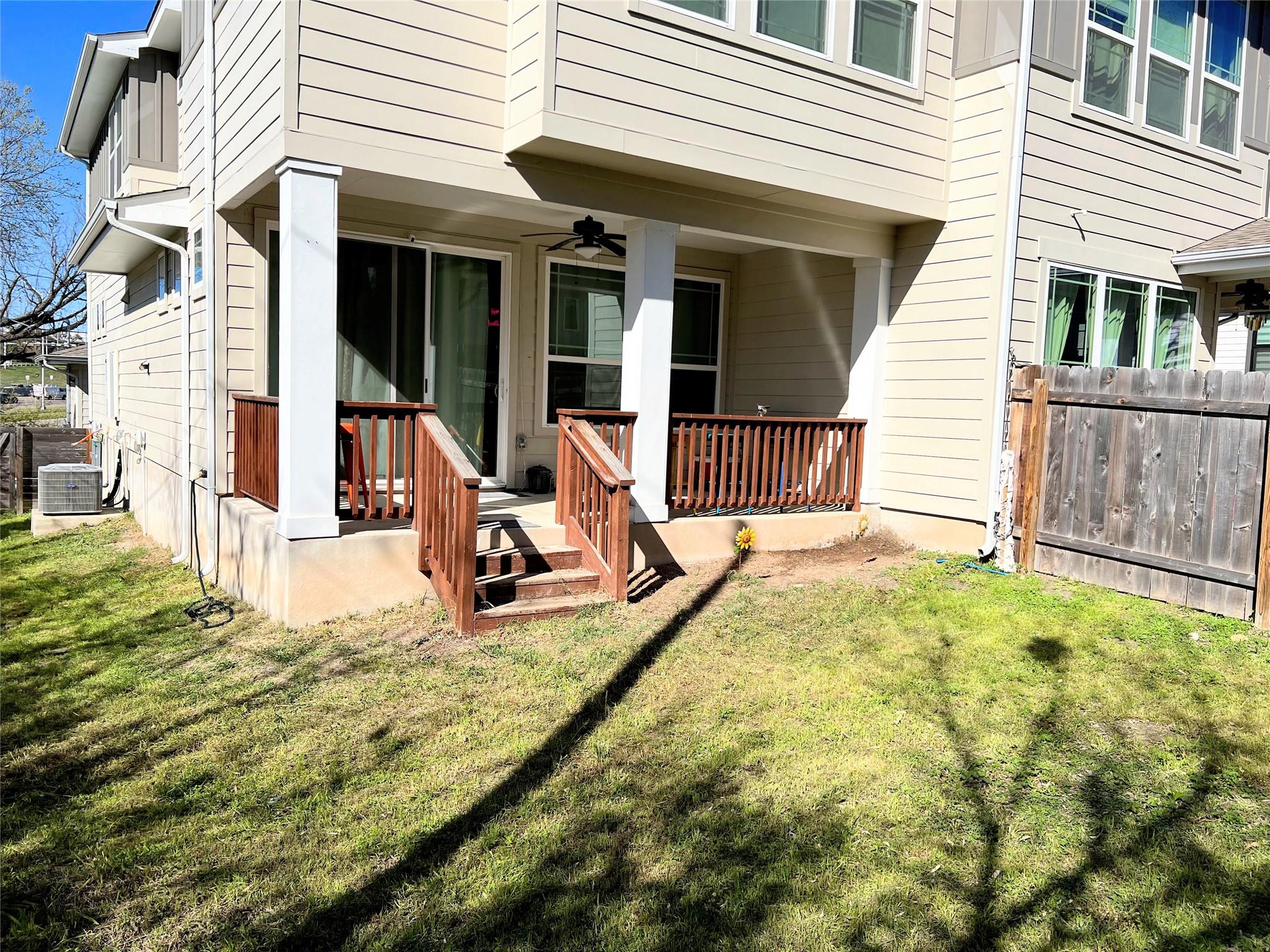 807 E 16th St # B, Austin, TX 78702