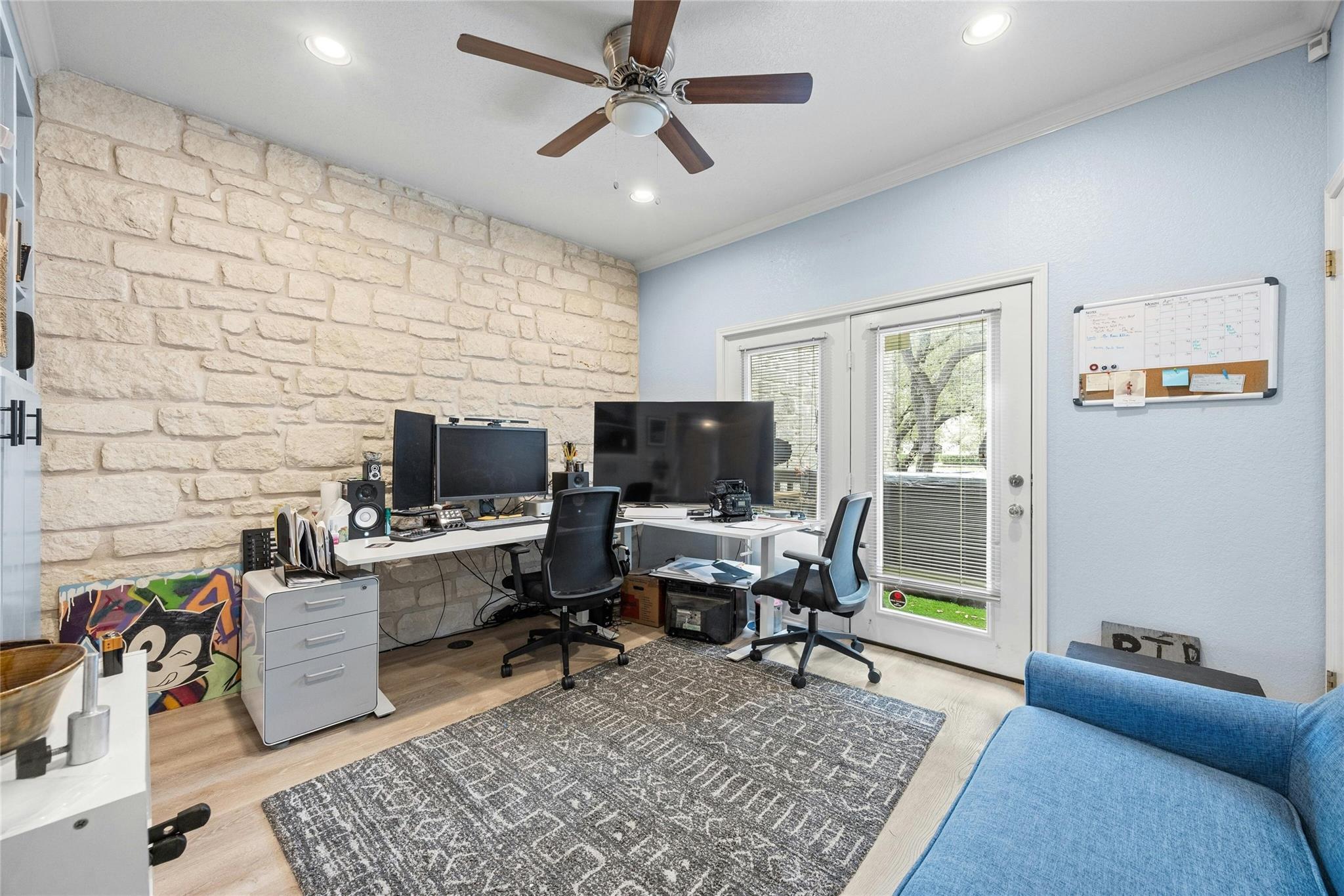 4131 Spicewood Springs Rd # I7, Austin, TX 78759