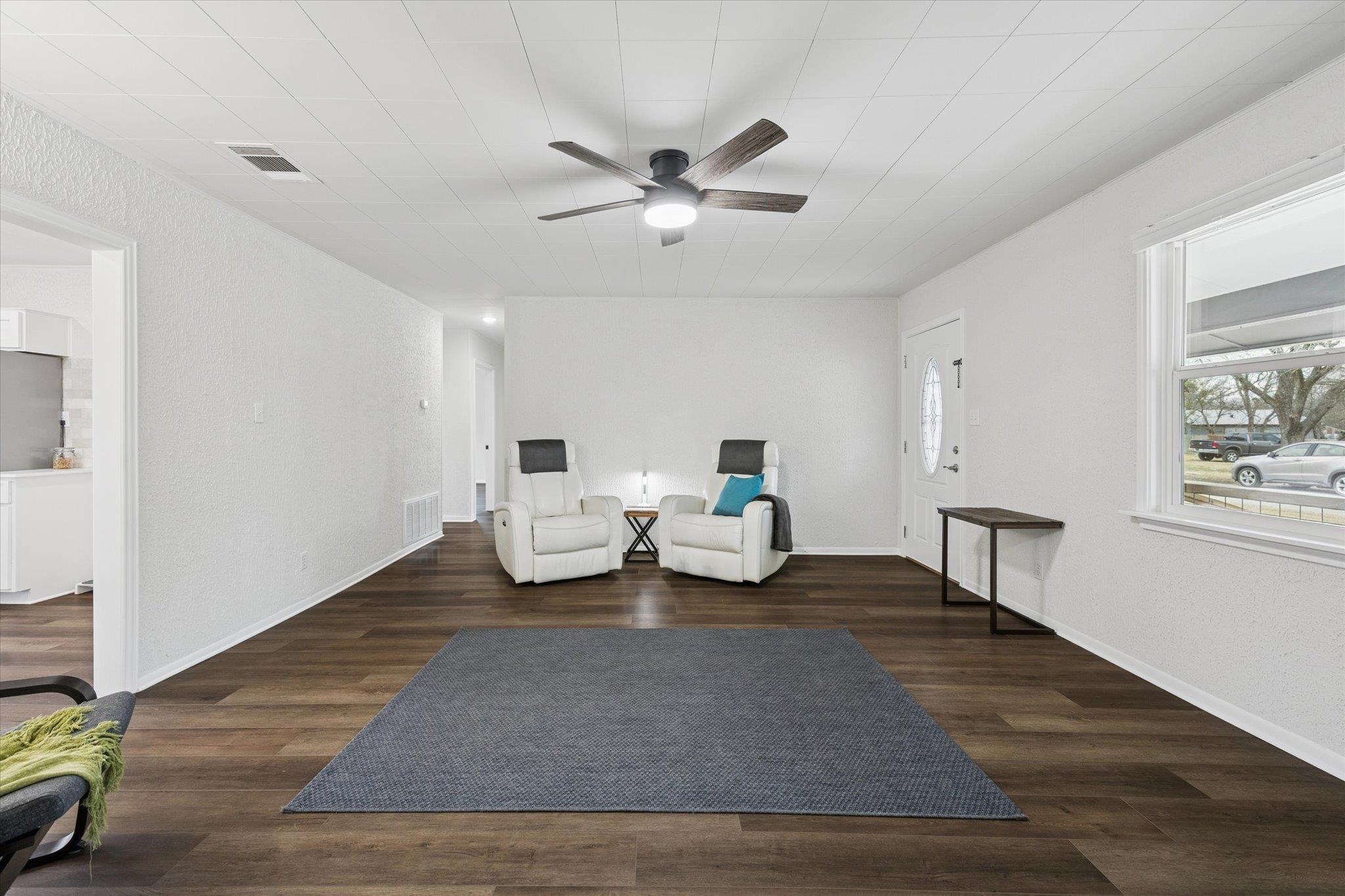 210 Fallwell St, Liberty Hill, TX 78642