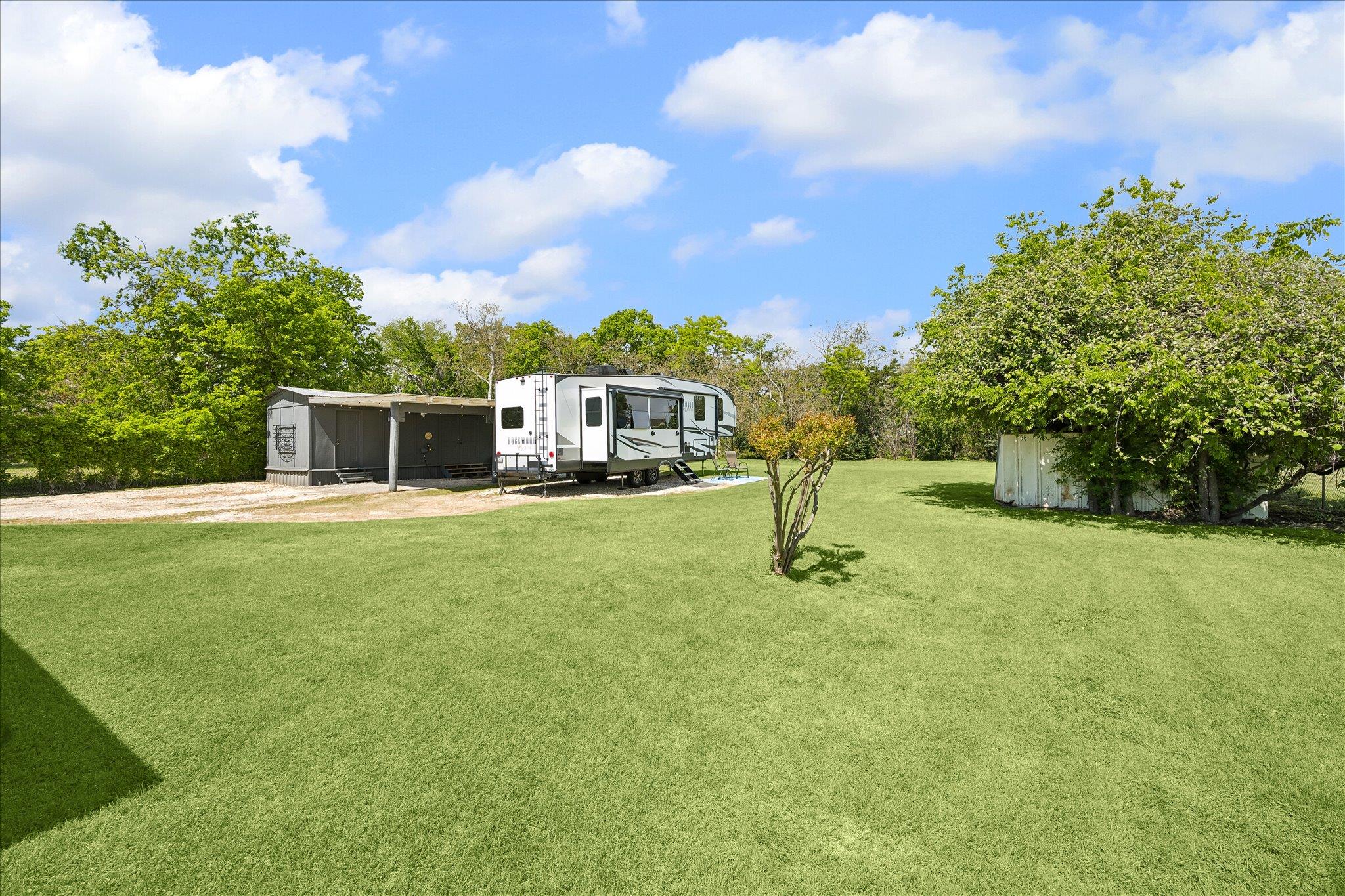 210 Fallwell St, Liberty Hill, TX 78642