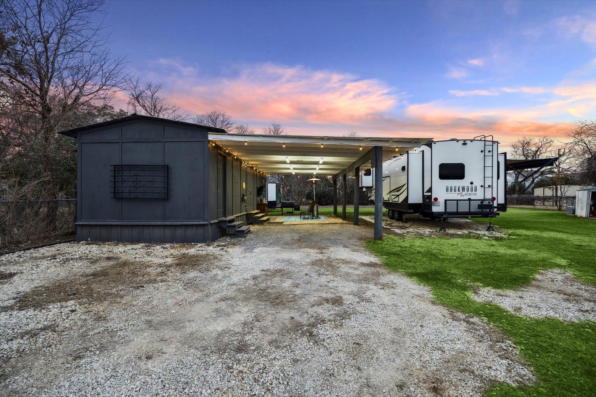 210 Fallwell St, Liberty Hill, TX 78642