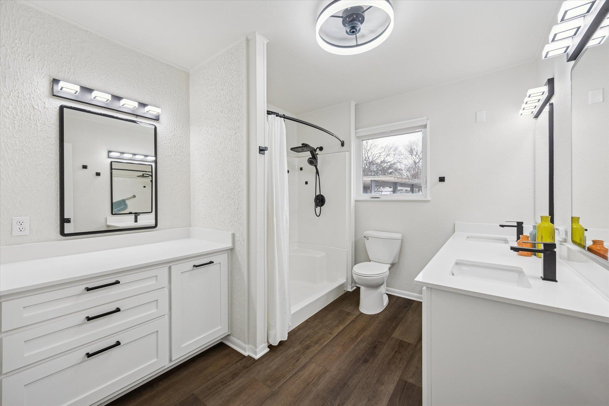 210 Fallwell St, Liberty Hill, TX 78642