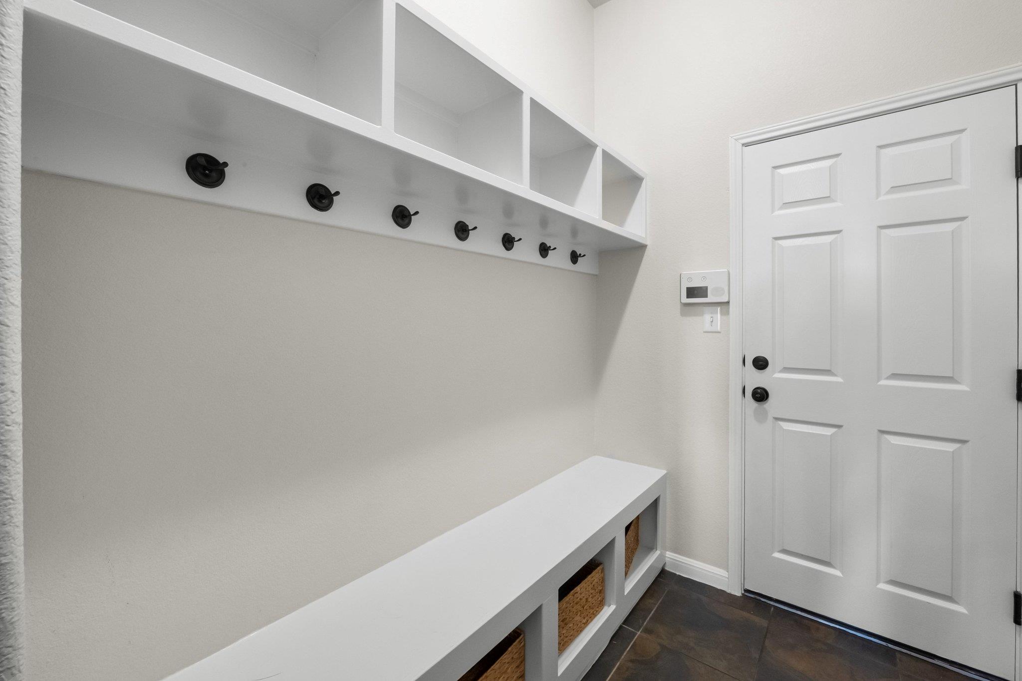 22112 Rock Wren Rd, Spicewood, TX 78669