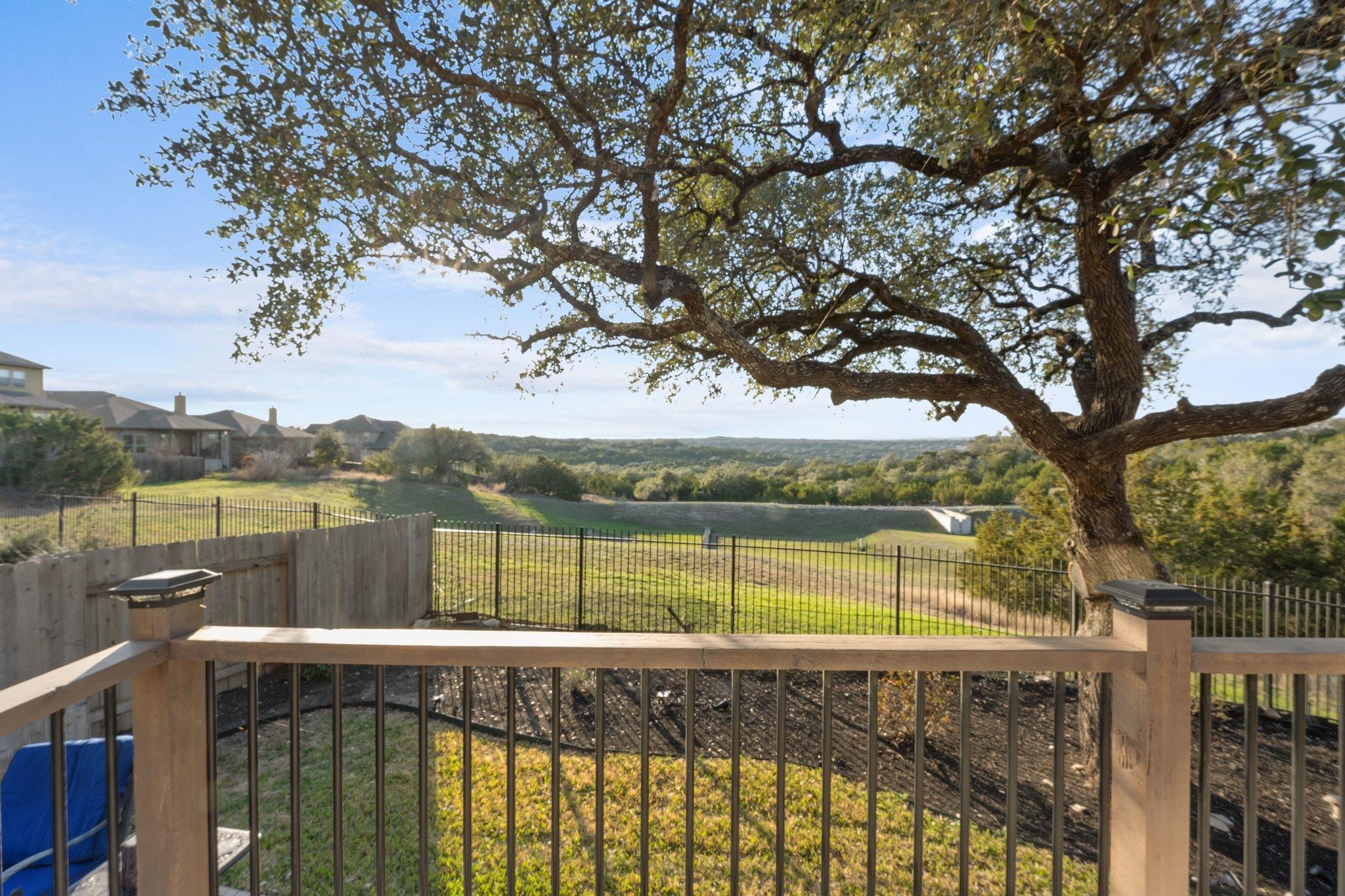 22112 Rock Wren Rd, Spicewood, TX 78669