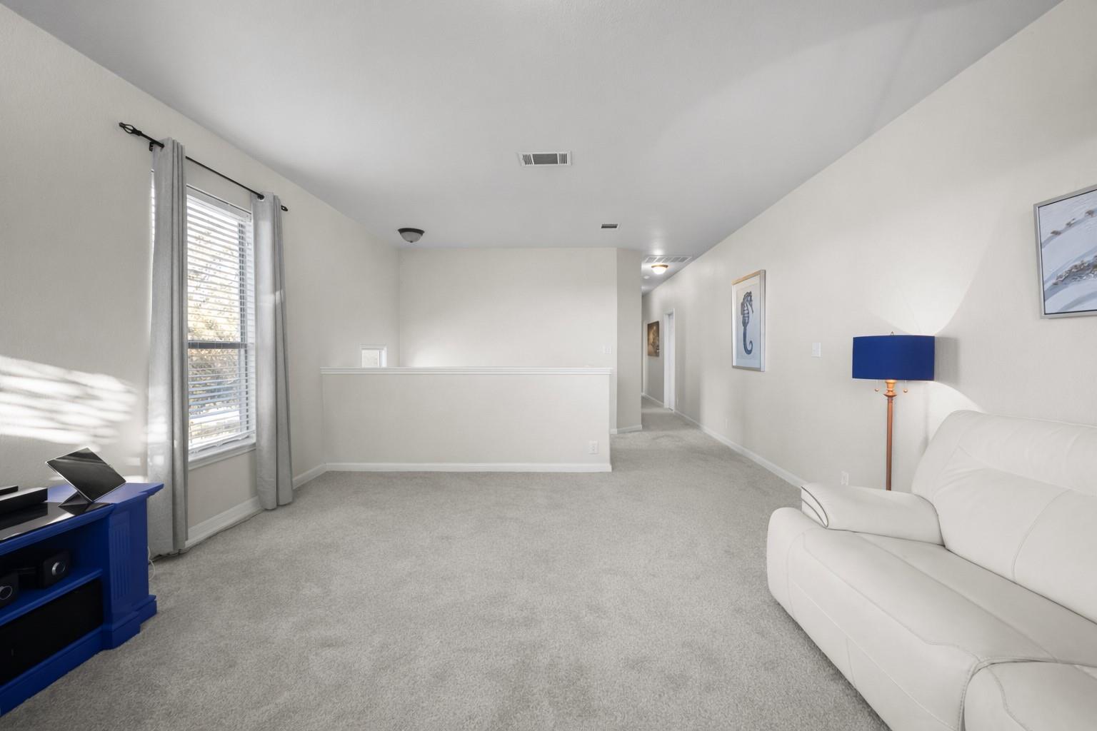 22112 Rock Wren Rd, Spicewood, TX 78669