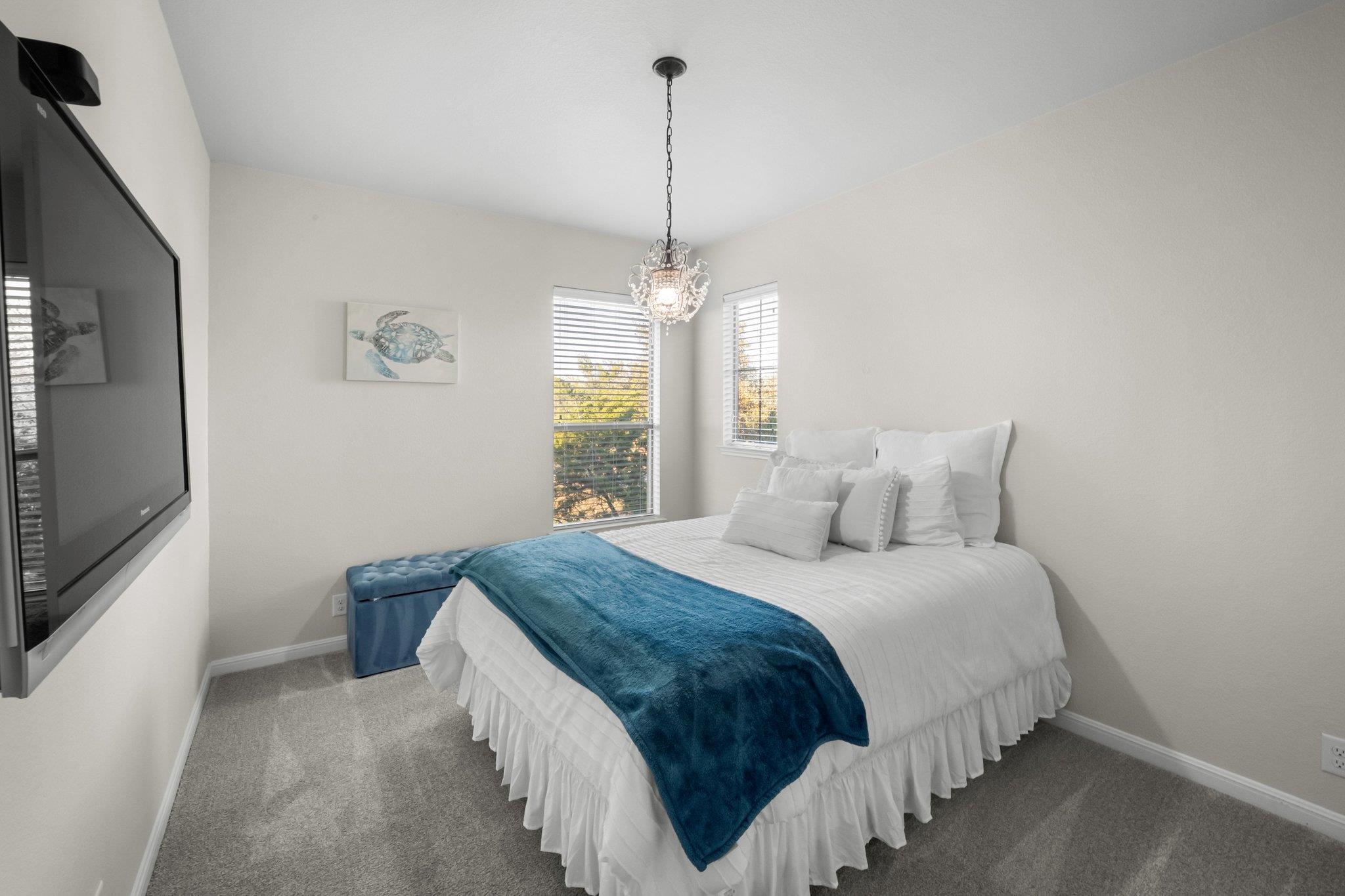 22112 Rock Wren Rd, Spicewood, TX 78669