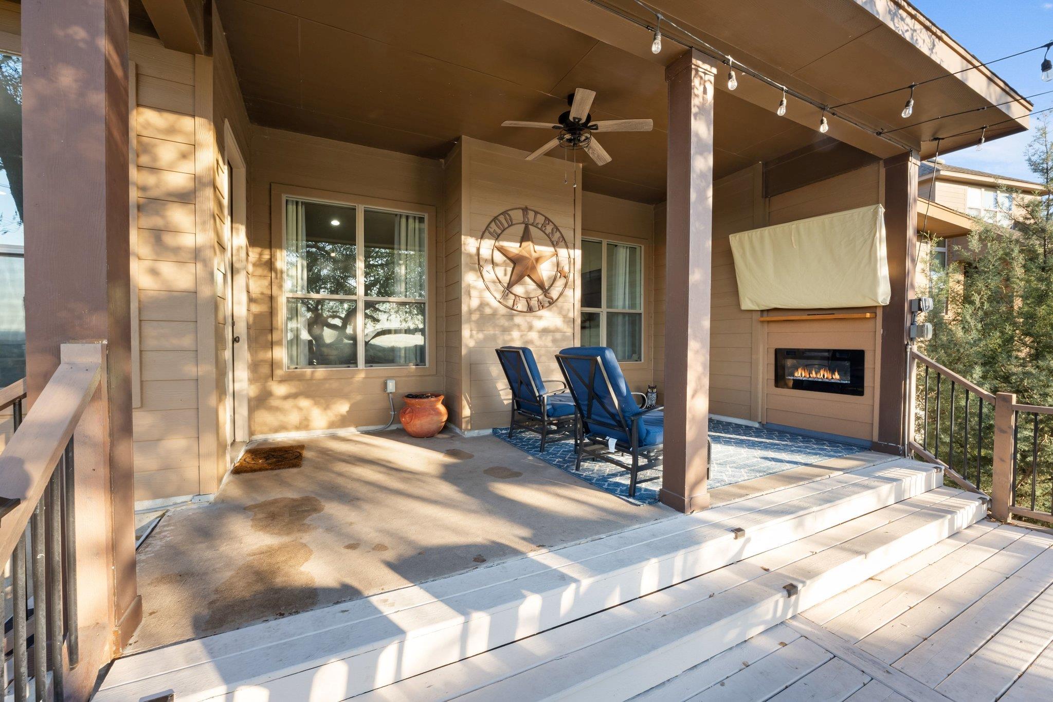 22112 Rock Wren Rd, Spicewood, TX 78669