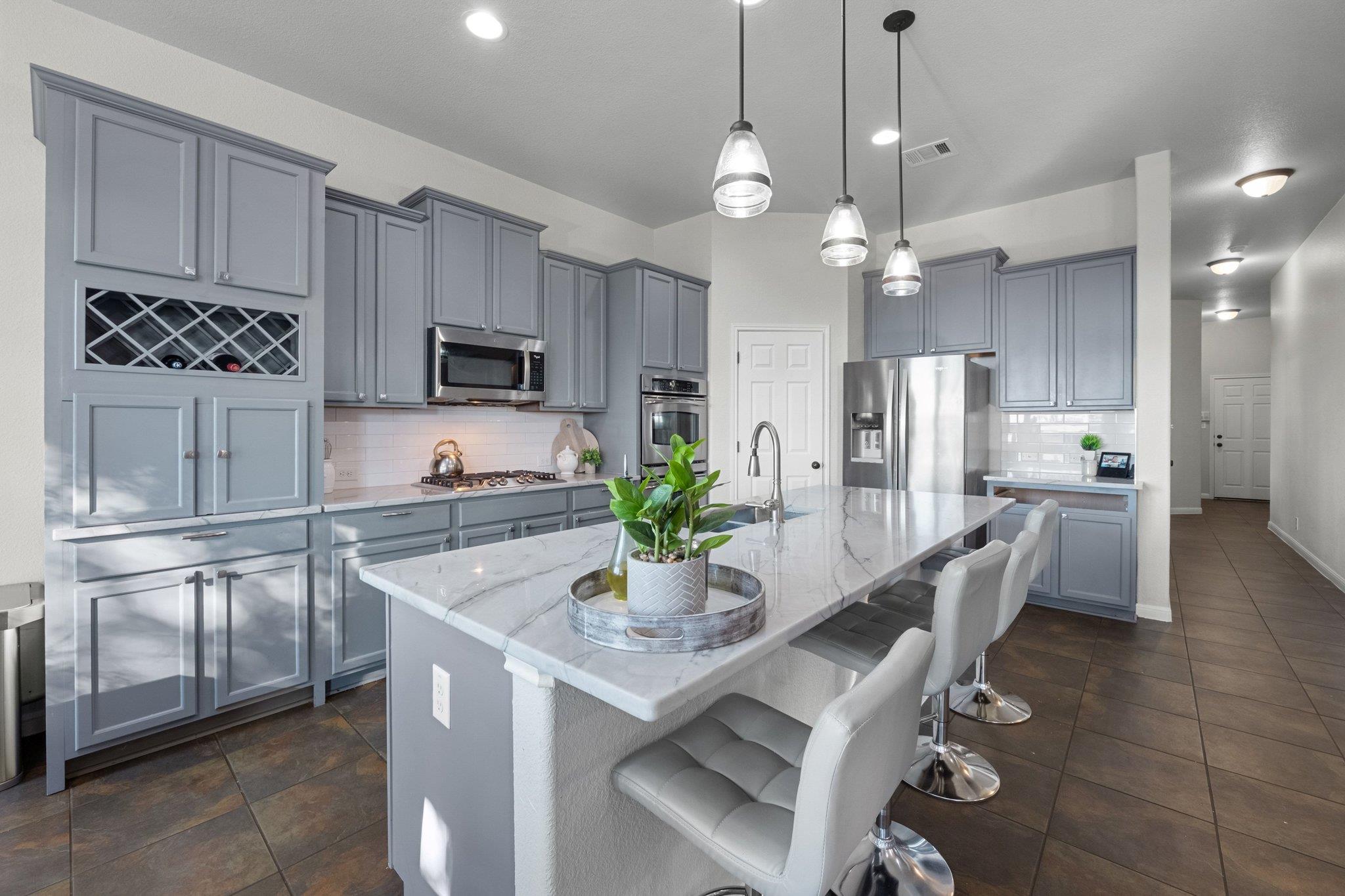 22112 Rock Wren Rd, Spicewood, TX 78669