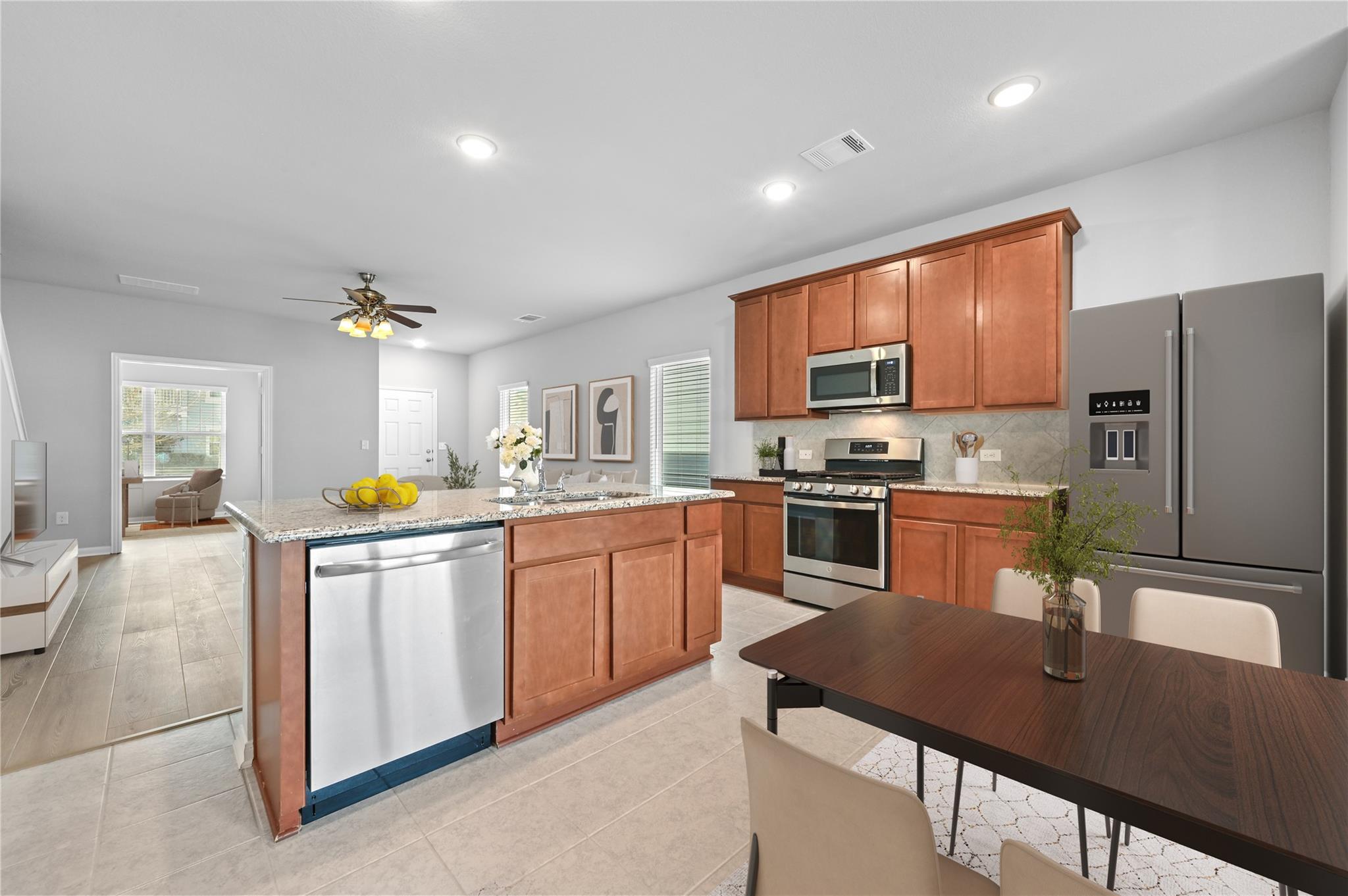 211 Timber Brook Dr, Hutto, TX 78634