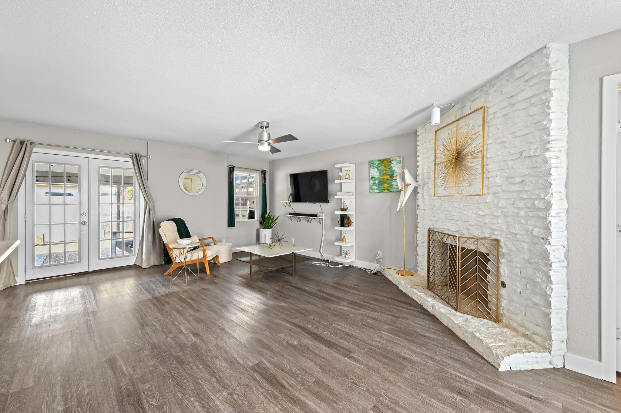 424 Baldridge Dr, Austin, TX 78748