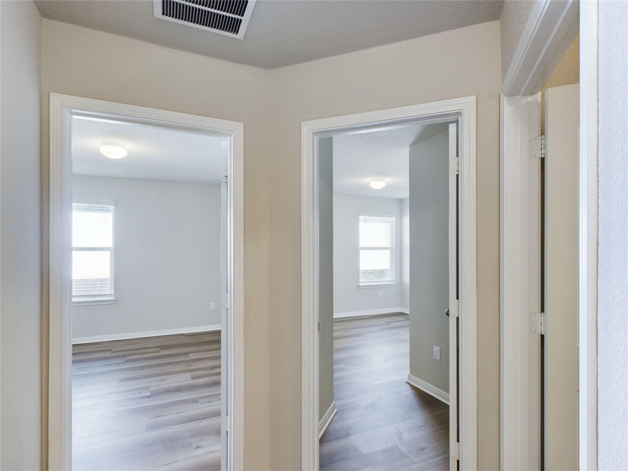 114 Cranbrook Ln, Hutto, TX 78634