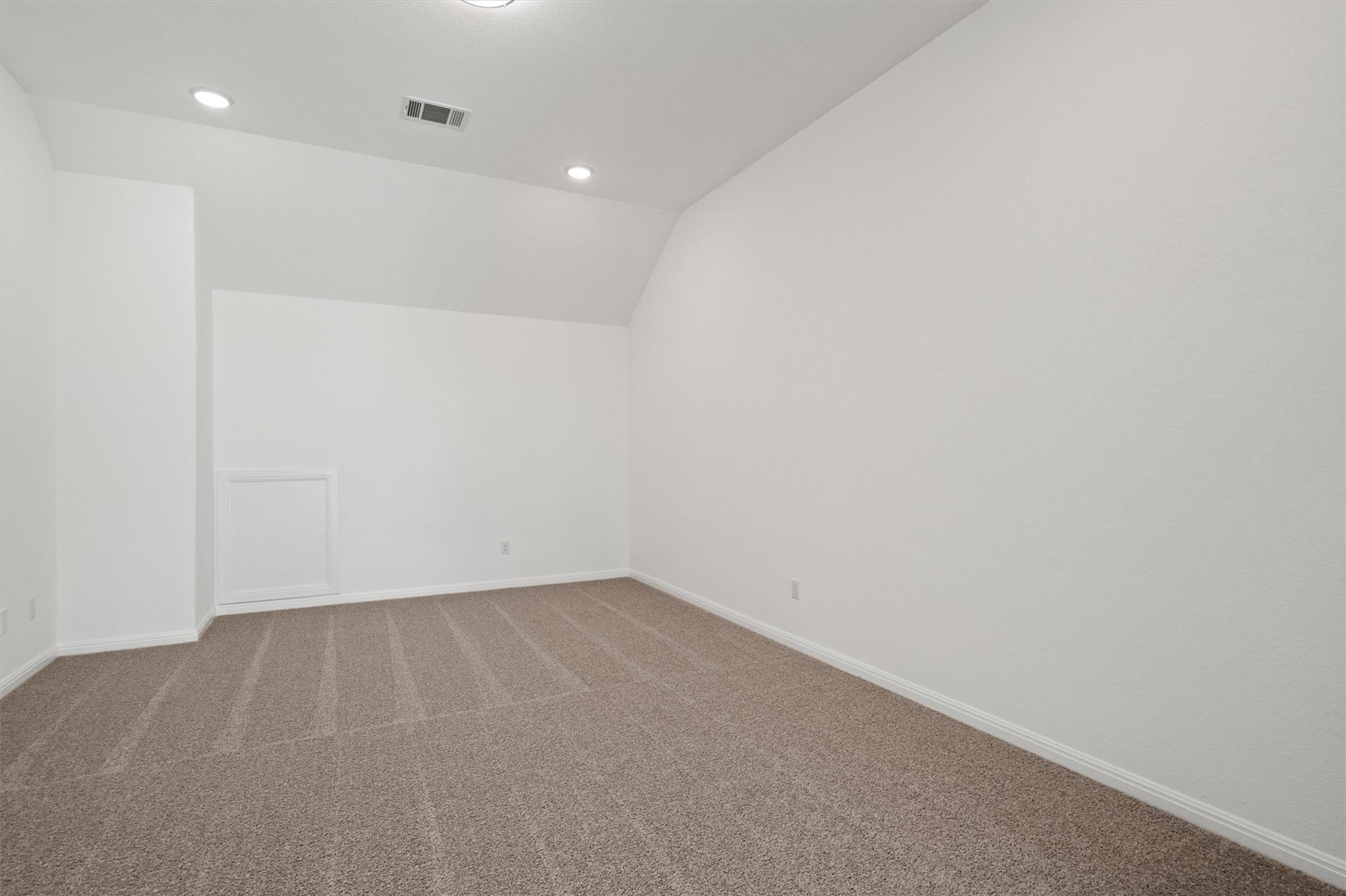 2004 Crimson Sunset Cv, Georgetown, TX 78628