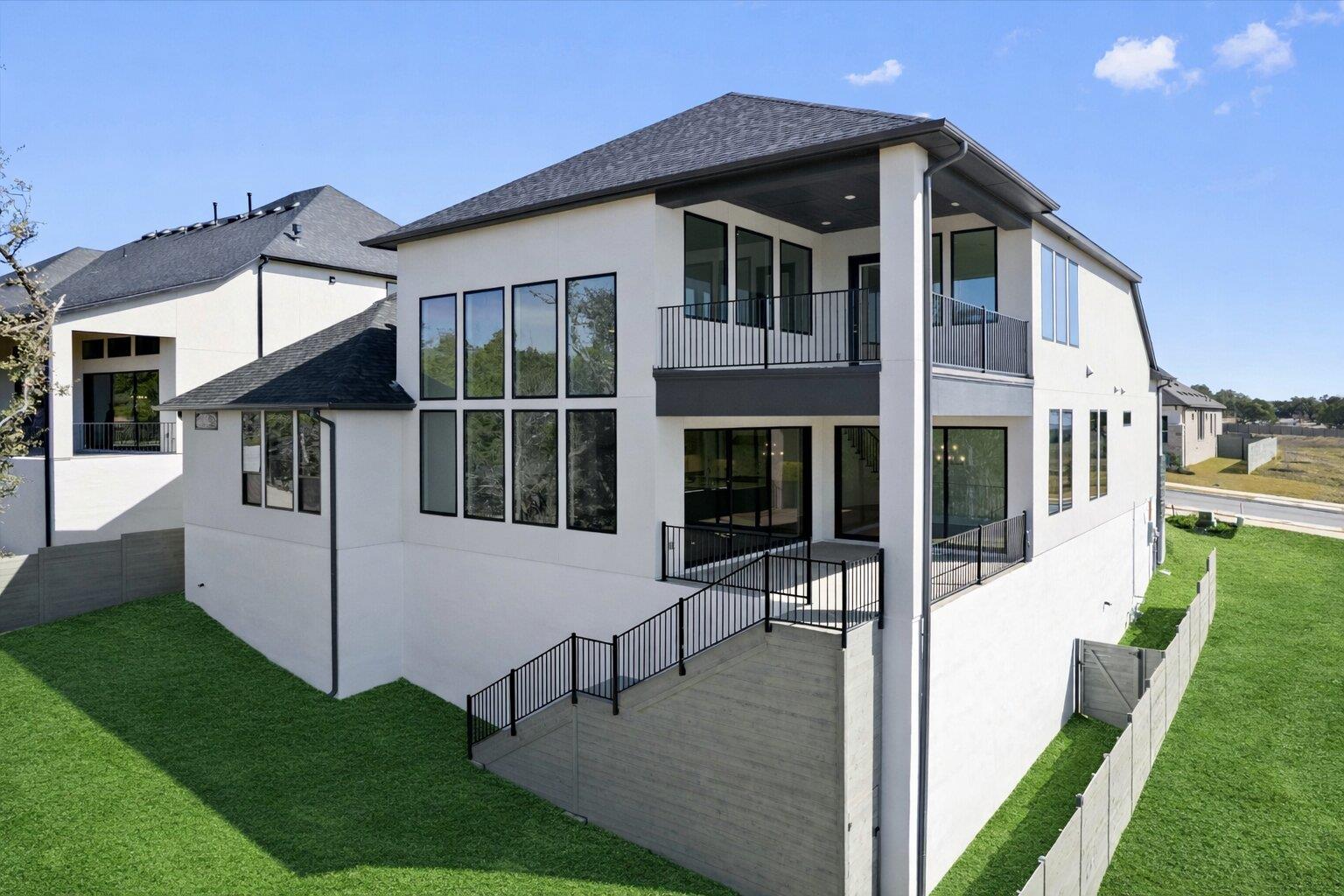 2004 Crimson Sunset Cv, Georgetown, TX 78628